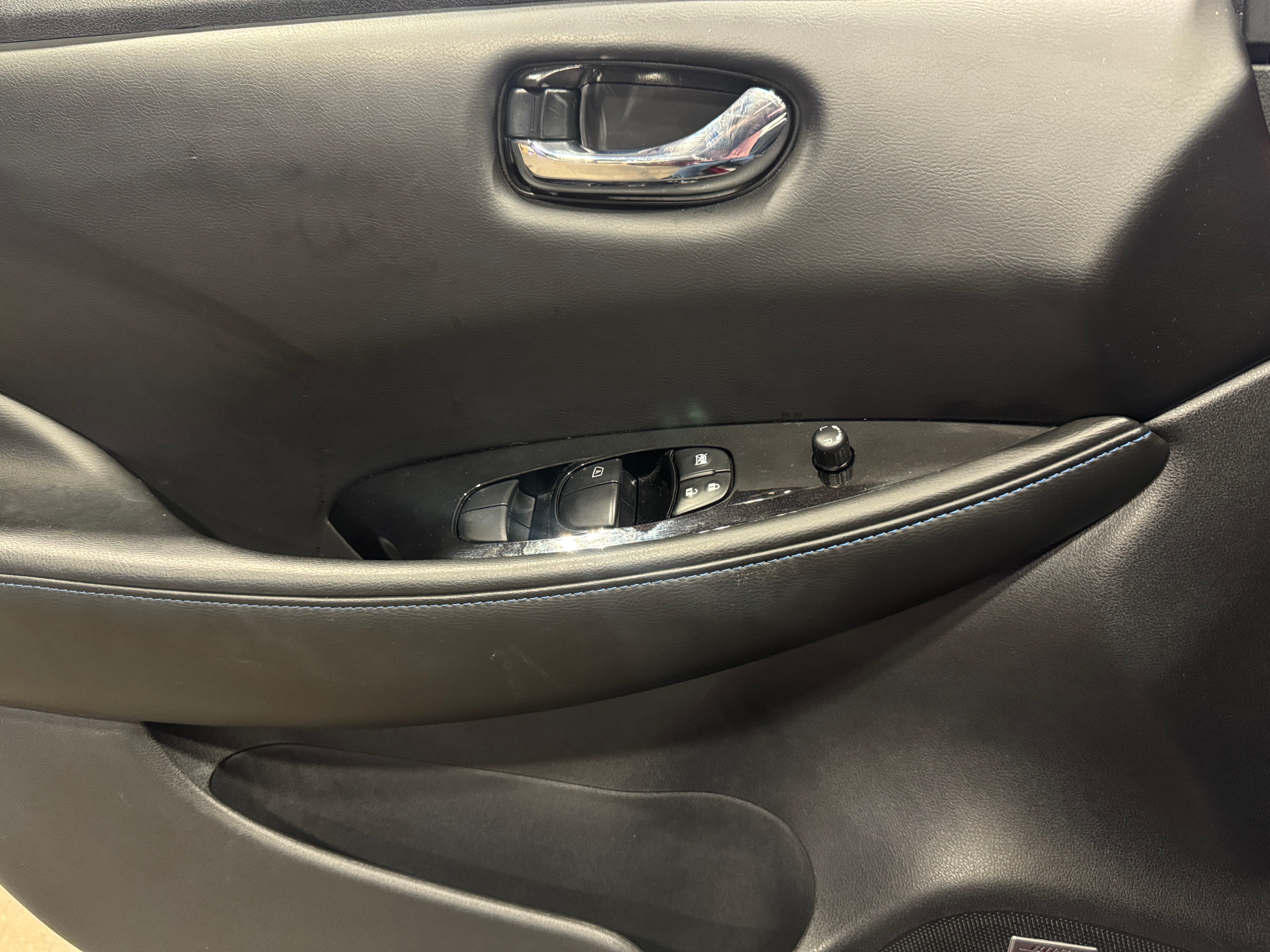 Used 2019 Nissan Leaf SL Plus with VIN 1N4BZ1CP8KC321711 for sale in Oak Creek, WI