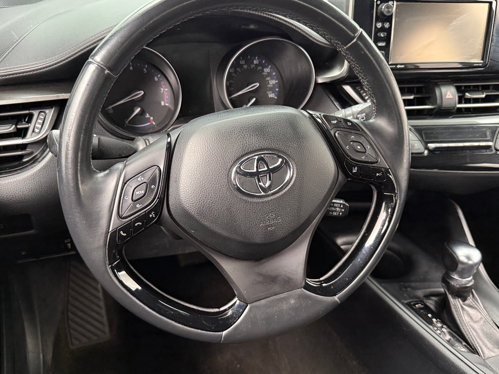 Thumbnail: 2018 Toyota C-HR - 5