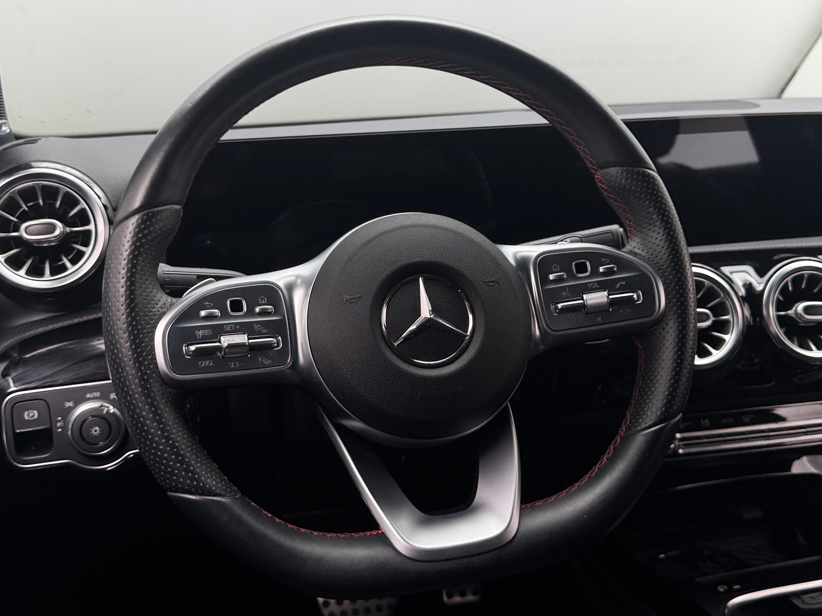 Thumbnail: 2021 Mercedes-Benz A-Class - 4