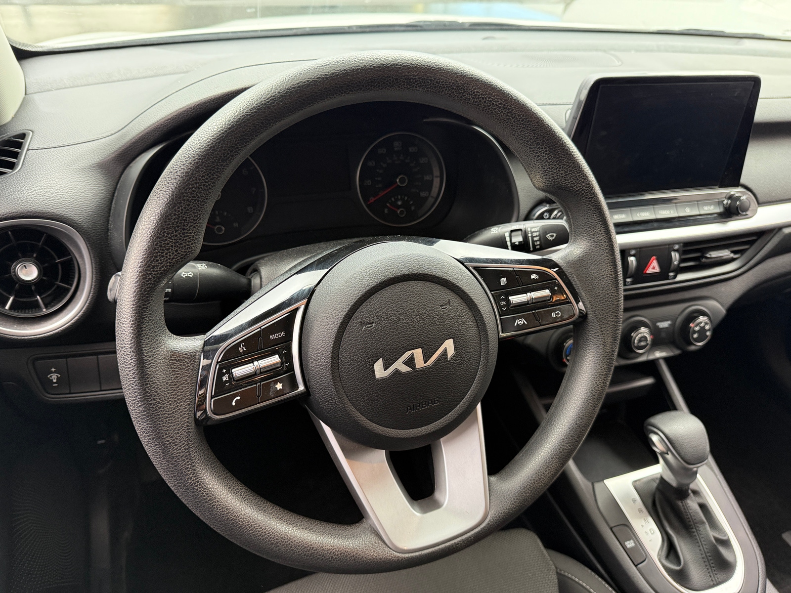 Thumbnail: 2022 Kia Forte - 5