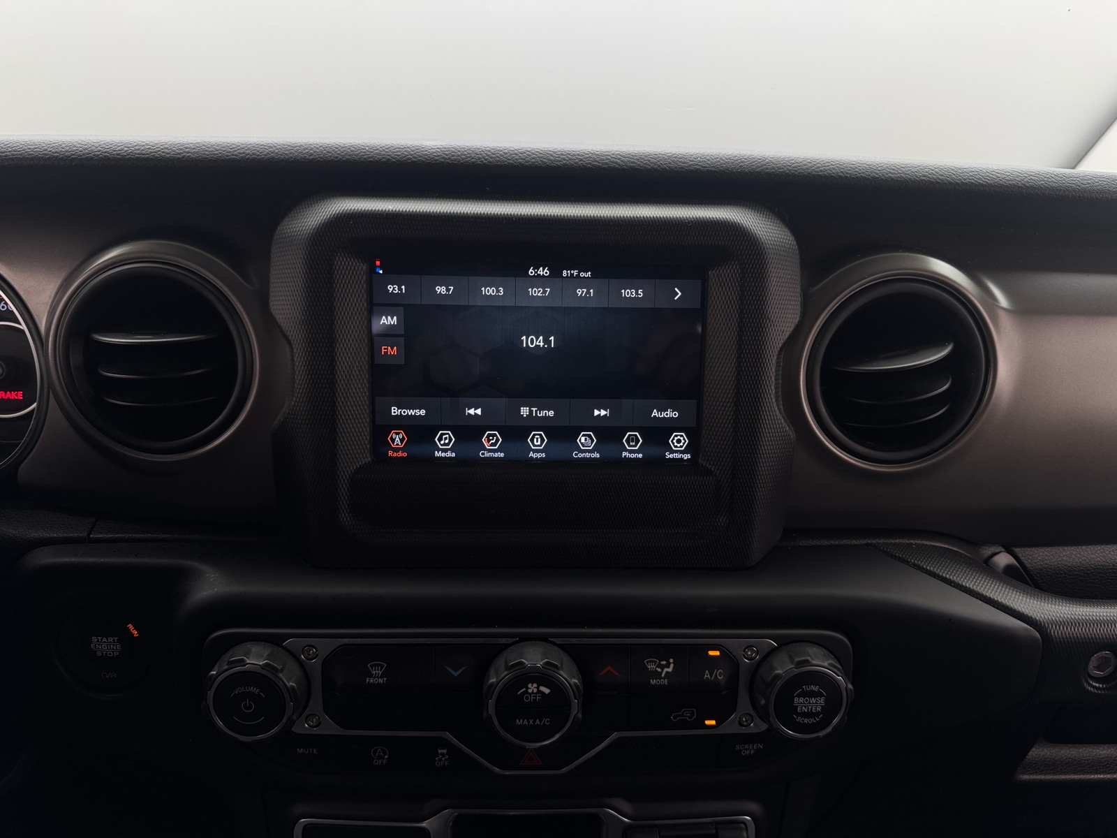 Thumbnail: 2022 Jeep Wrangler - 4
