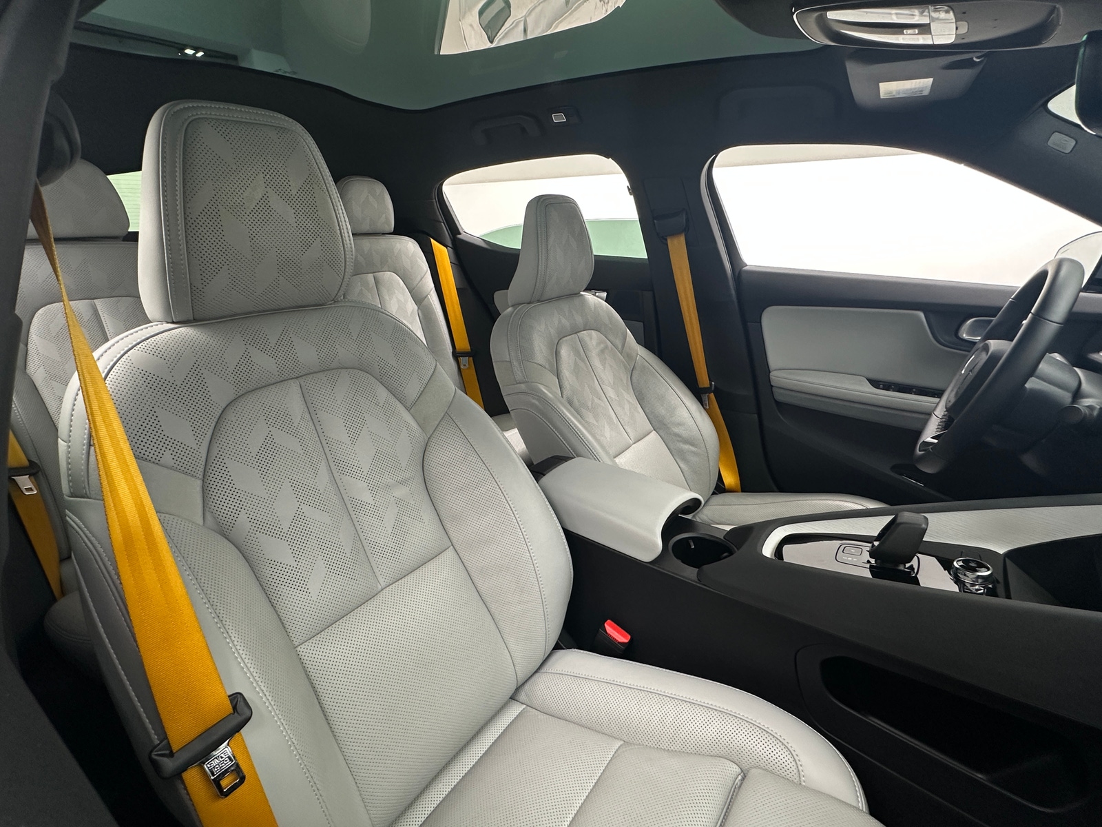 Thumbnail: 2023 Polestar 2 - 2