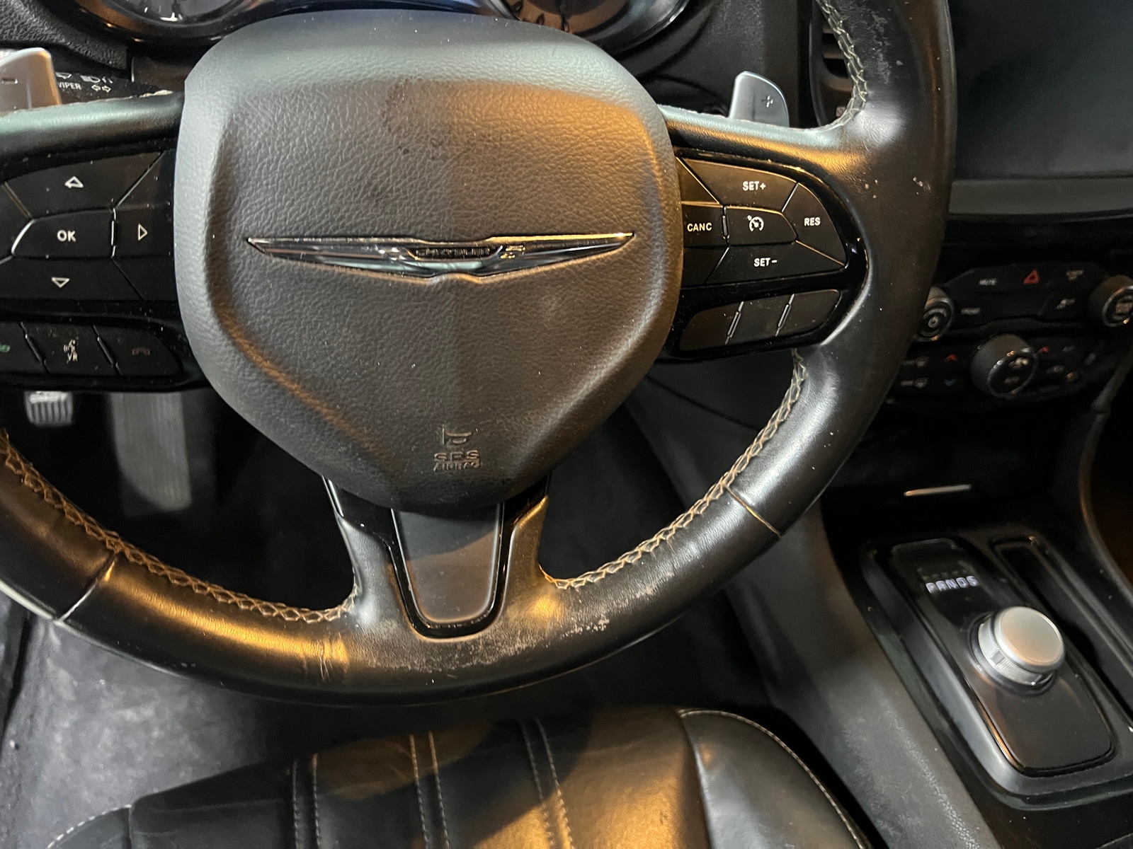 Thumbnail: 2019 Chrysler 300 - 4