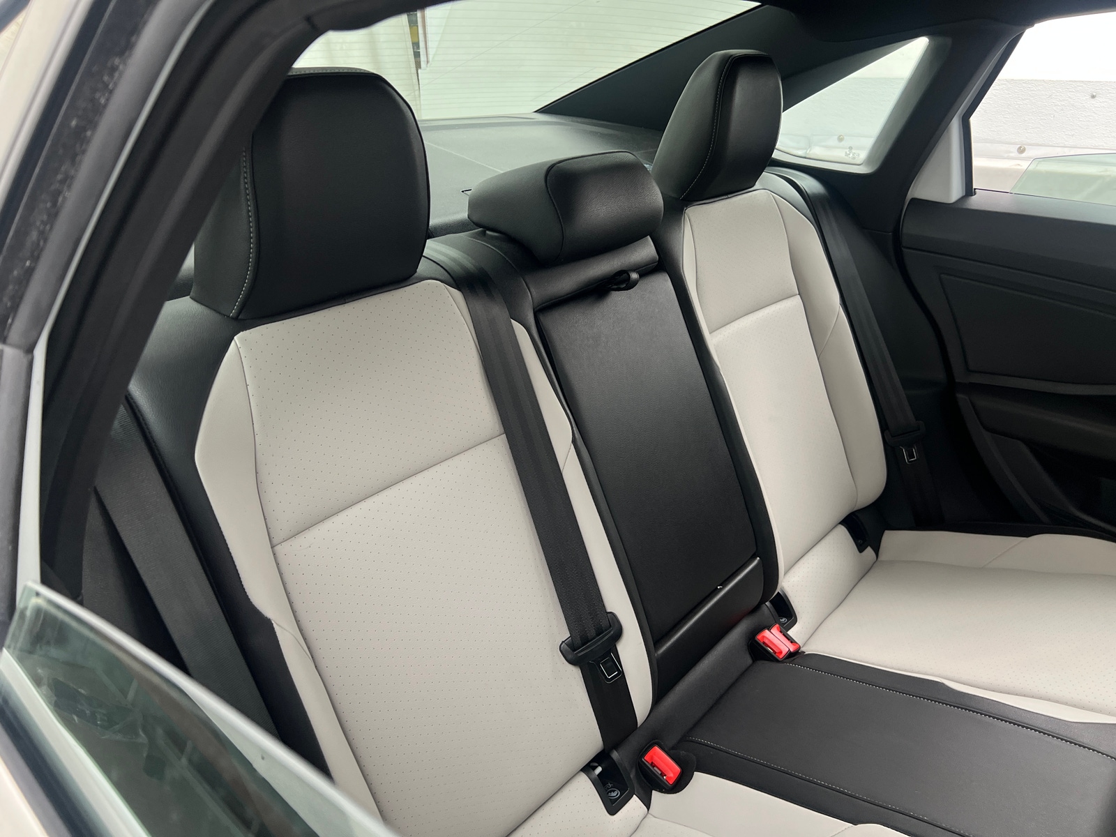 Thumbnail: 2019 Volkswagen Jetta - 5