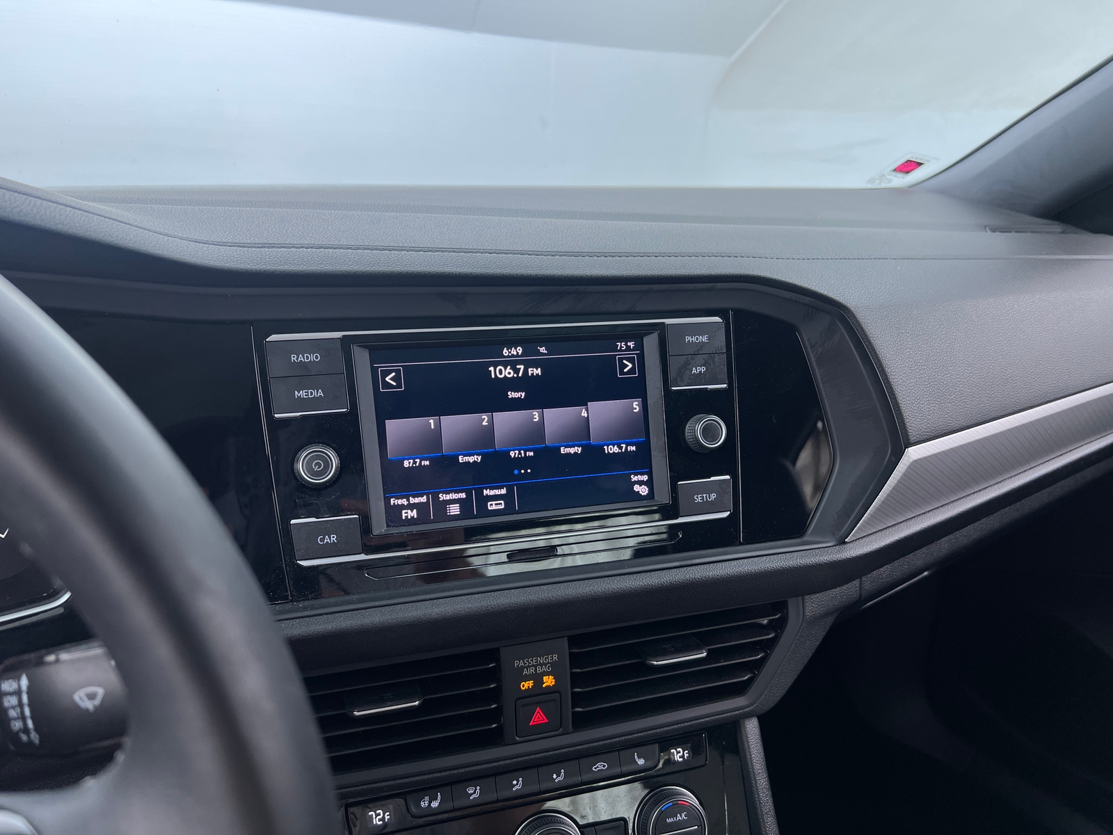 Thumbnail: 2019 Volkswagen Jetta - 3