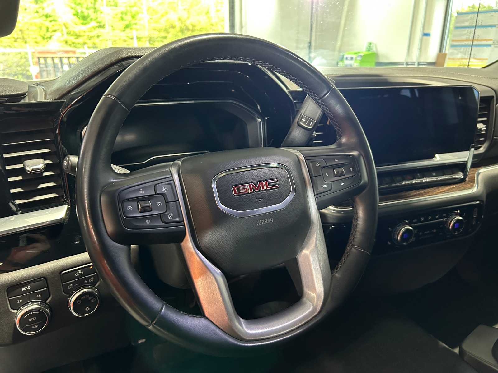 Thumbnail: 2024 GMC Sierra 1500 - 5