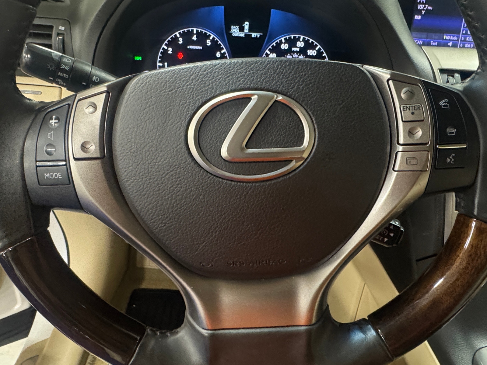 Thumbnail: 2015 Lexus RX - 5