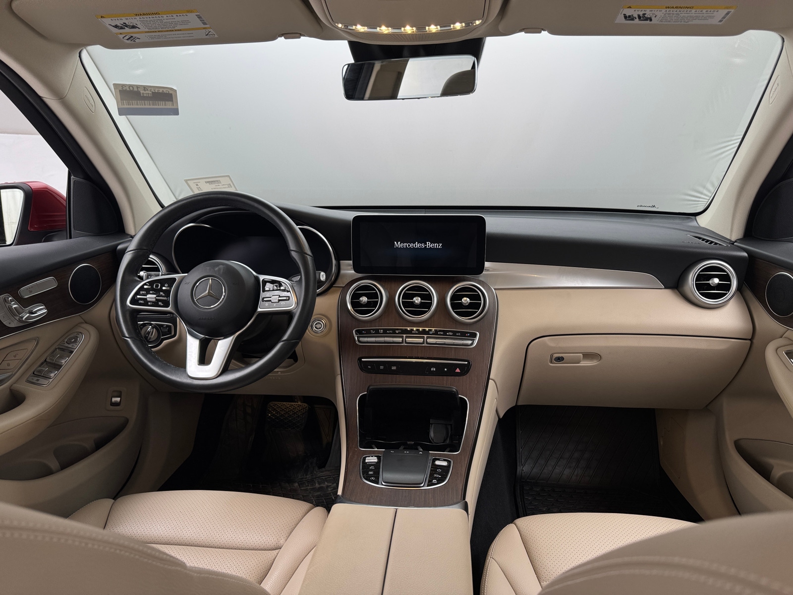 Thumbnail: 2022 Mercedes-Benz GLC - 2