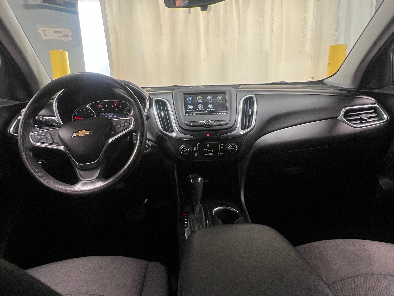 Thumbnail: 2019 Chevrolet Equinox - 3