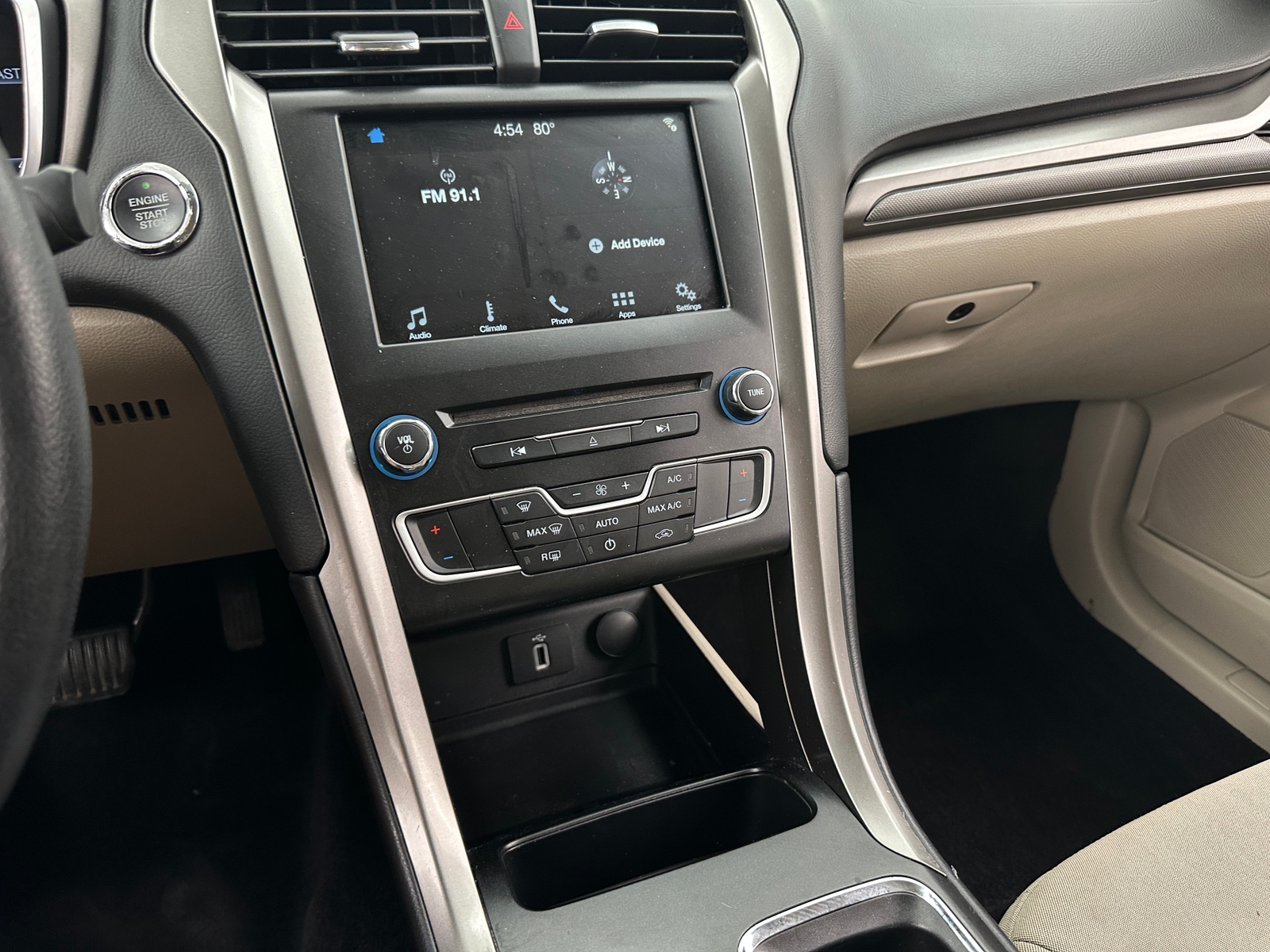 Thumbnail: 2017 Ford Fusion - 4