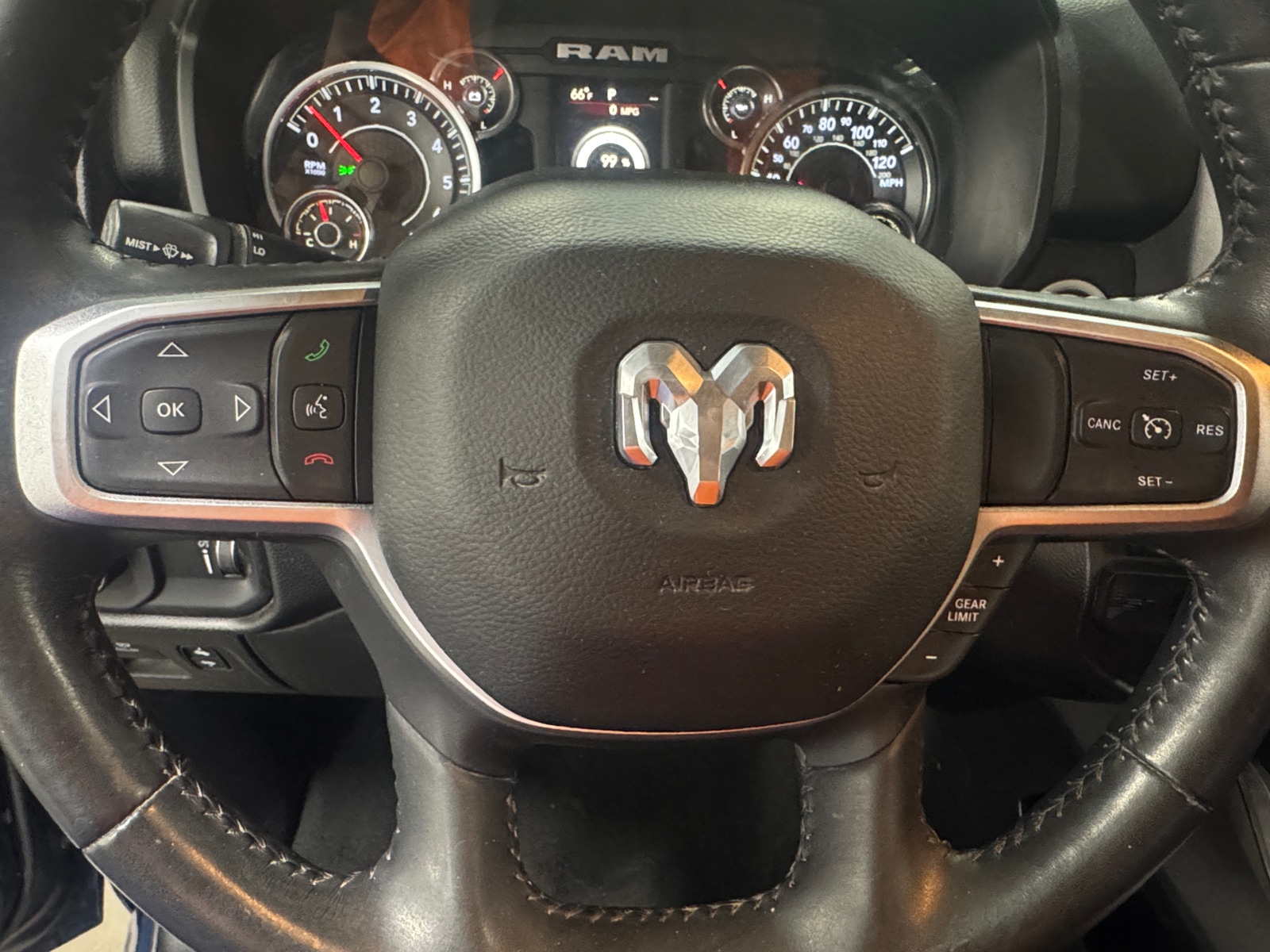 Thumbnail: 2020 RAM 1500 - 5
