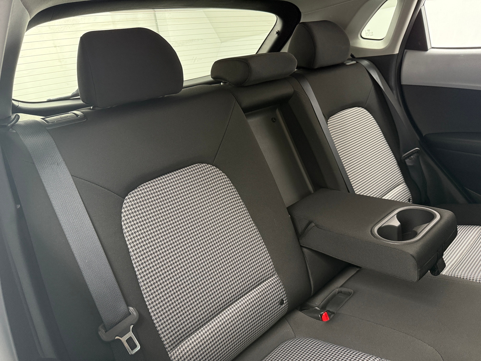 Thumbnail: 2019 Hyundai Kona - 6
