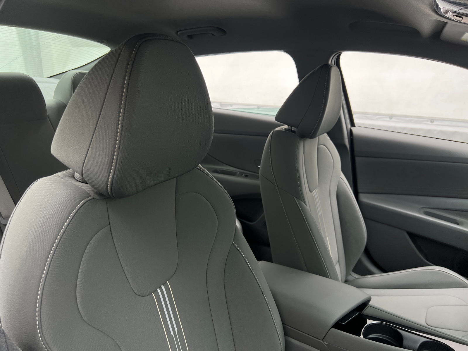 Thumbnail: 2025 Hyundai Elantra - 2