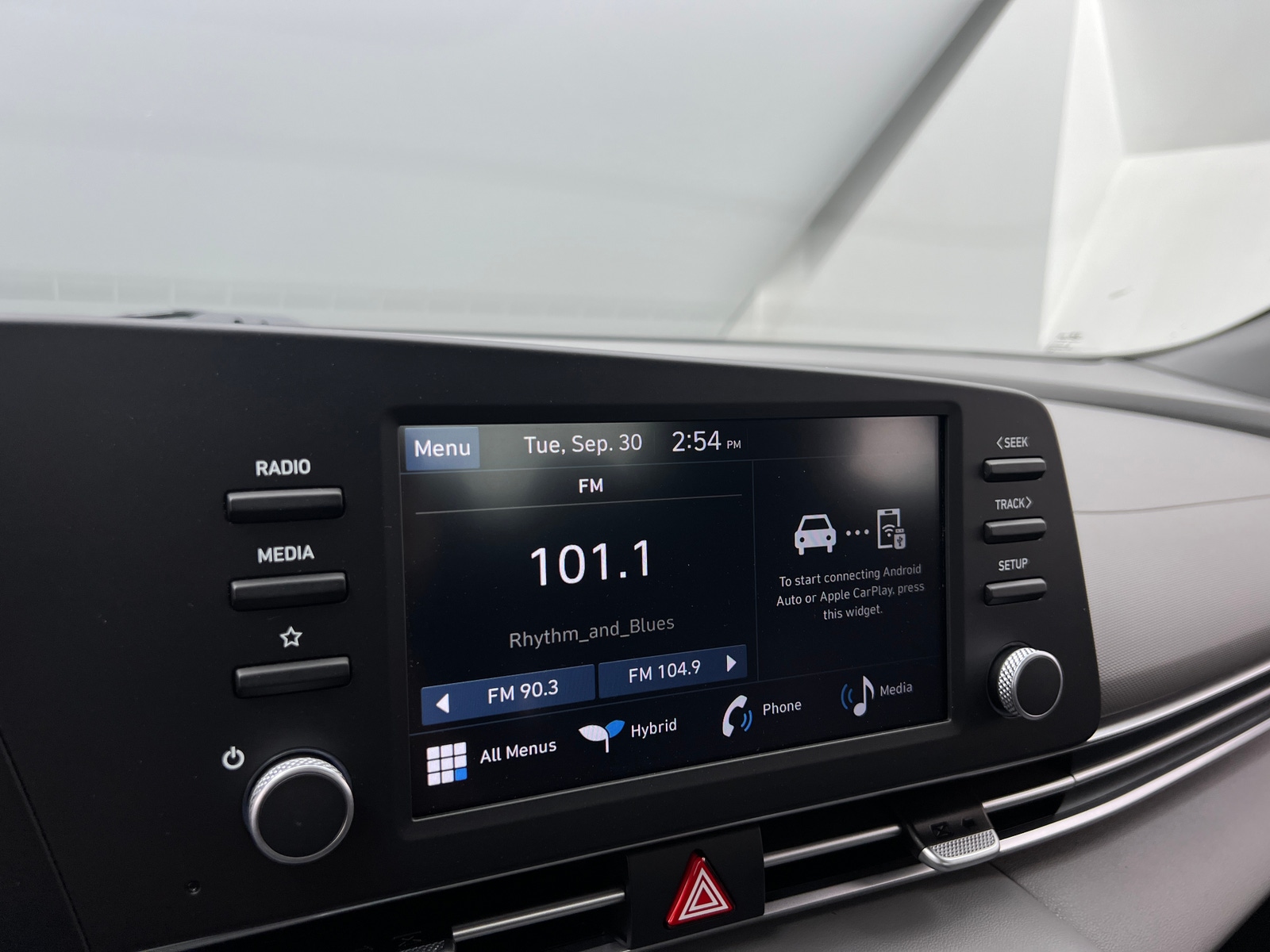 Thumbnail: 2025 Hyundai Elantra - 4