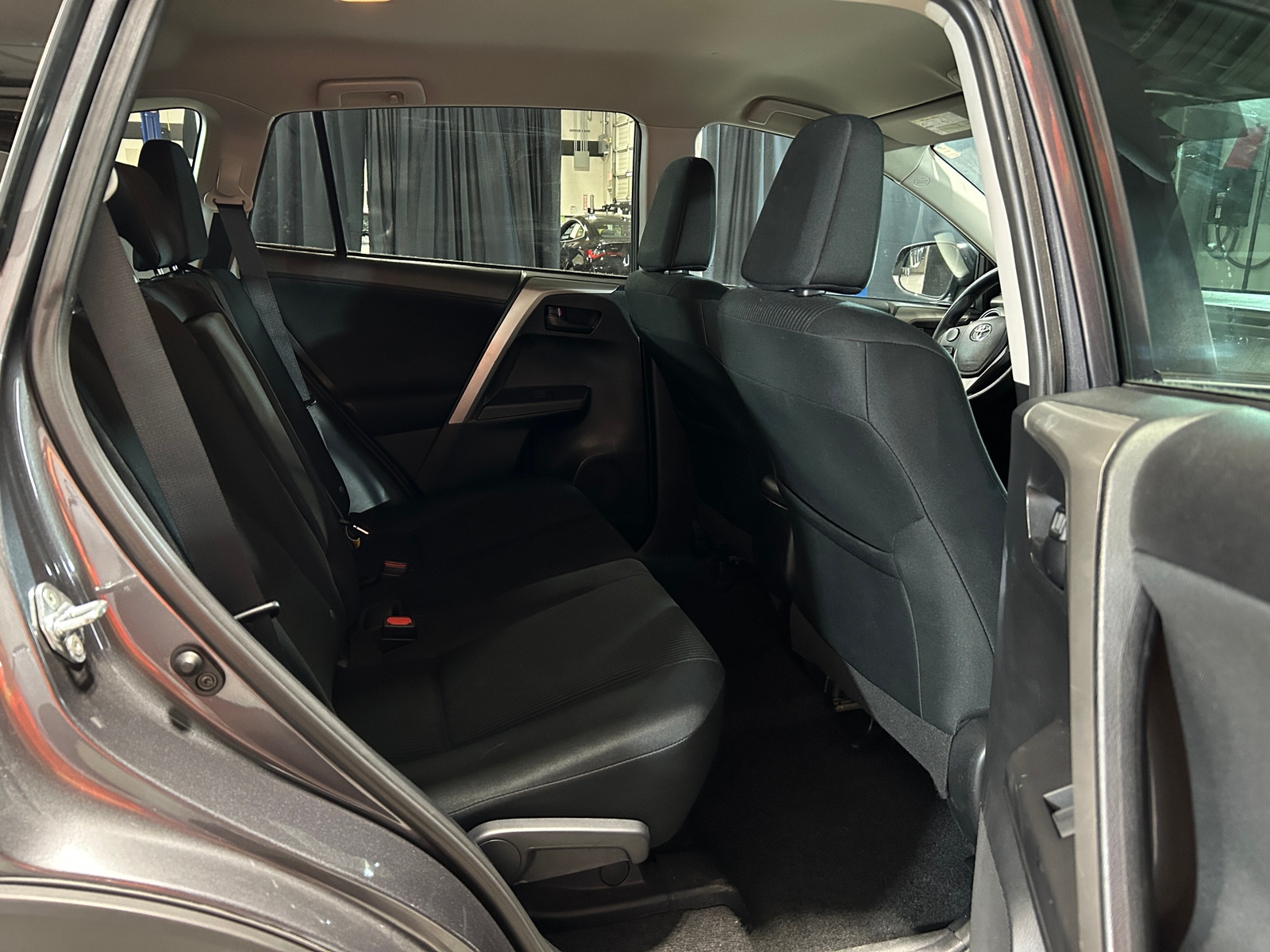 Thumbnail: 2016 Toyota RAV4 - 6