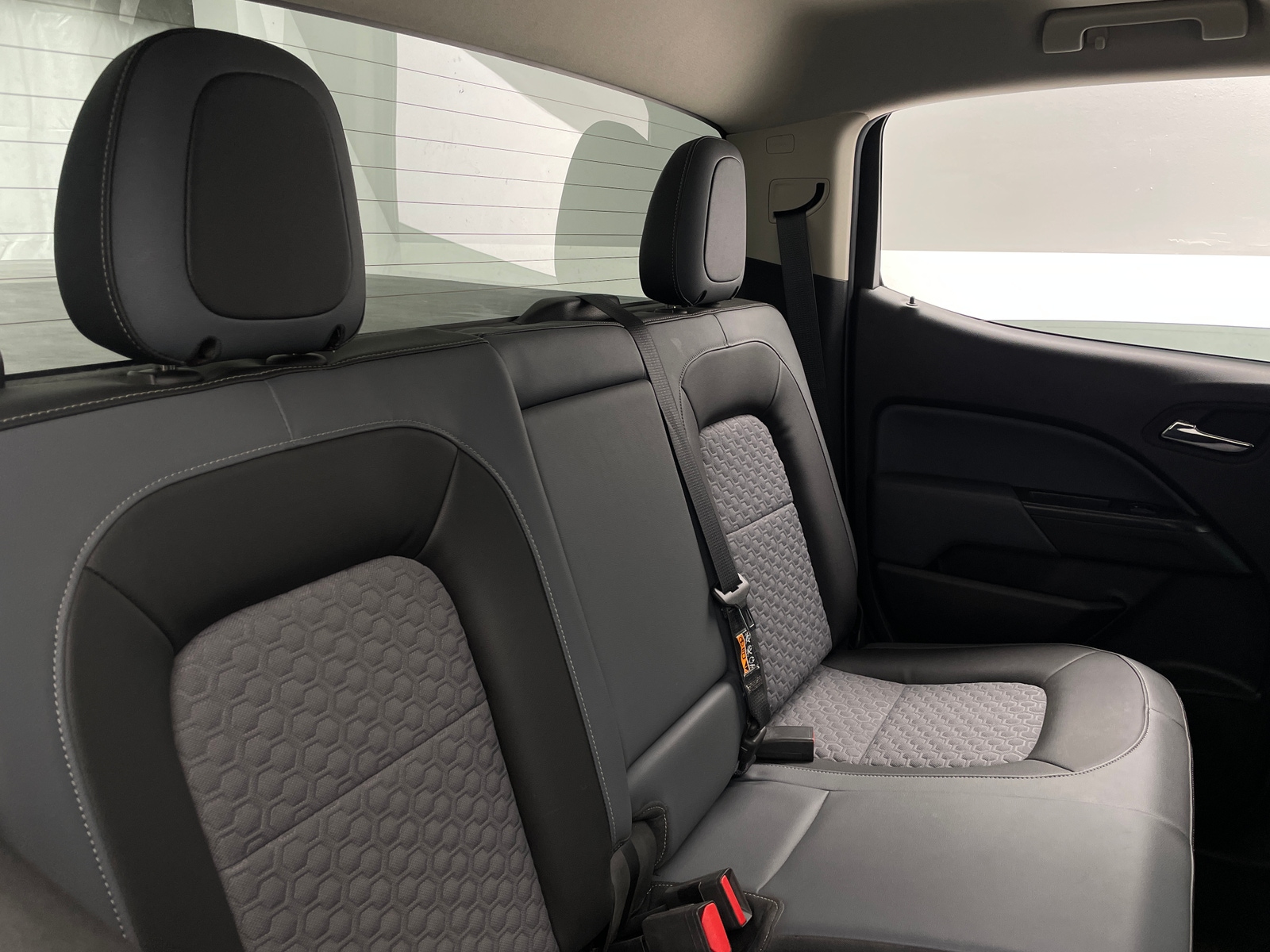 Thumbnail: 2015 Chevrolet Colorado - 5