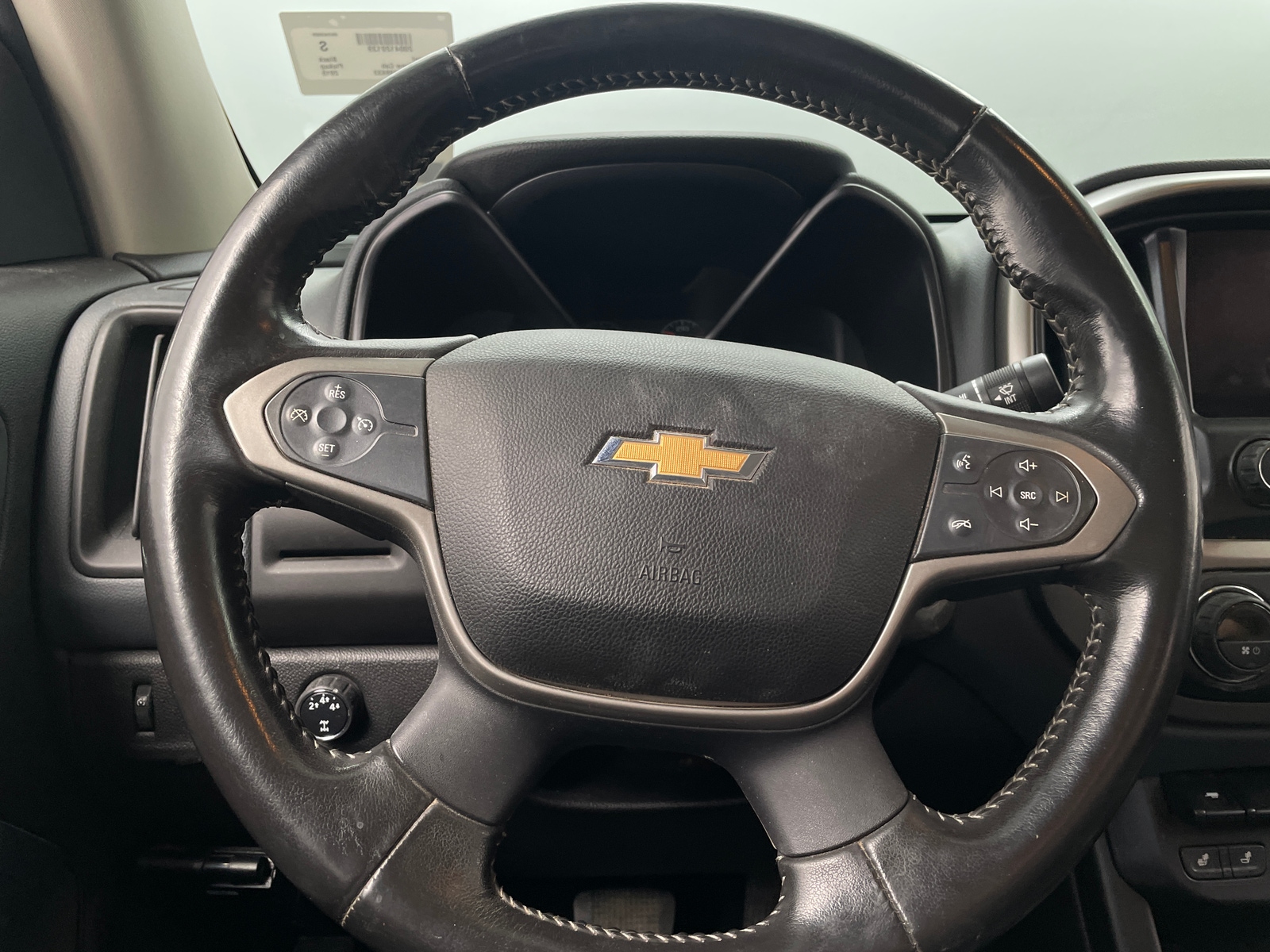 Thumbnail: 2015 Chevrolet Colorado - 4