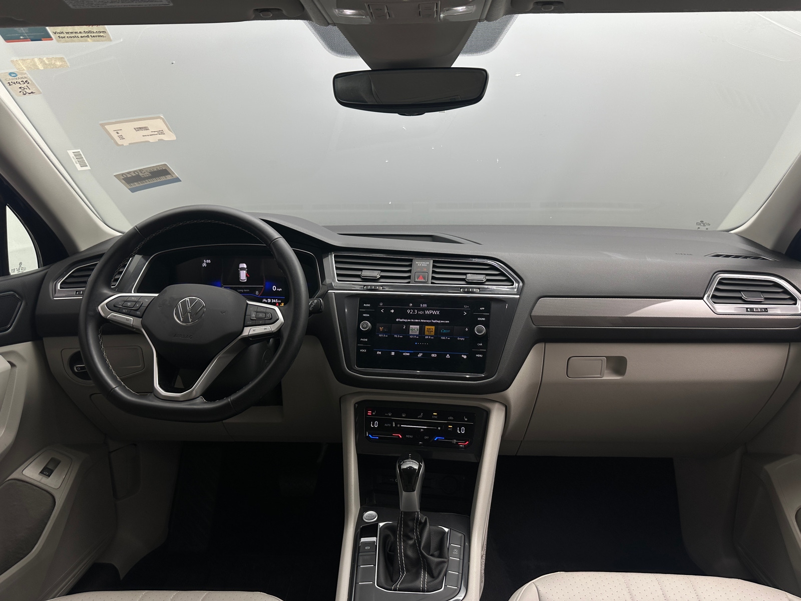 Thumbnail: 2024 Volkswagen Tiguan - 2