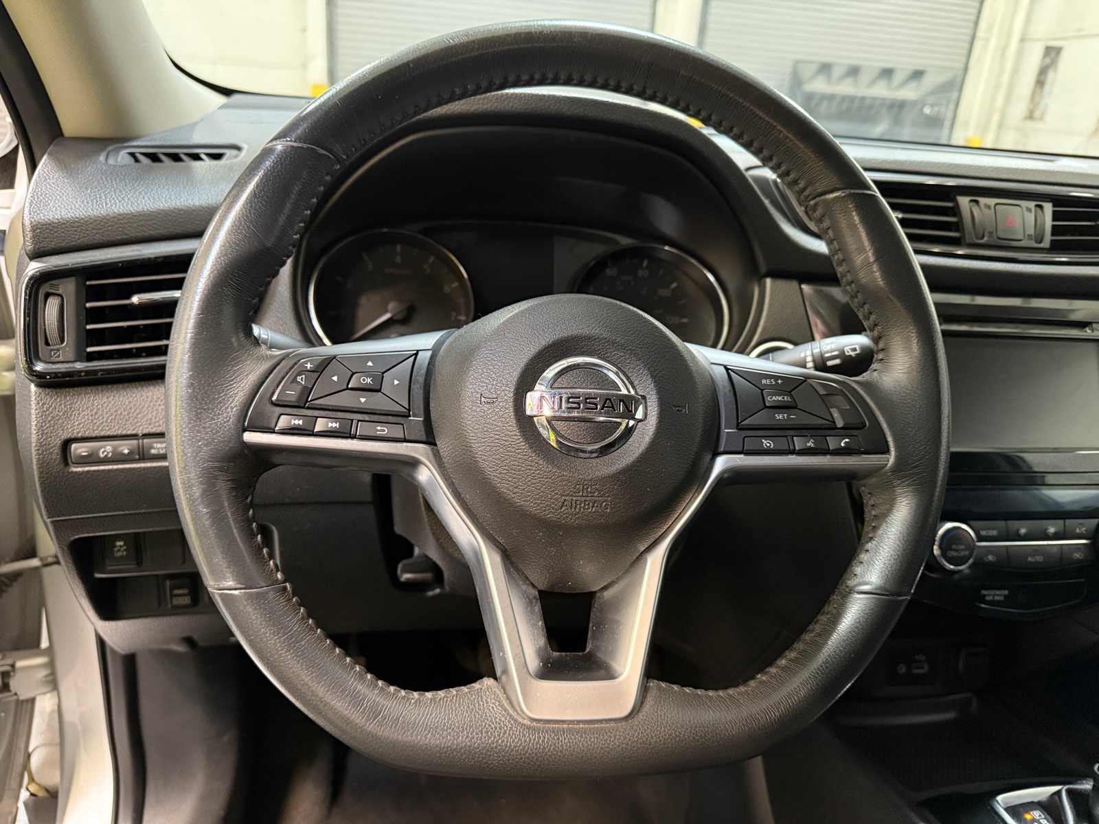 Thumbnail: 2018 Nissan Rogue - 5