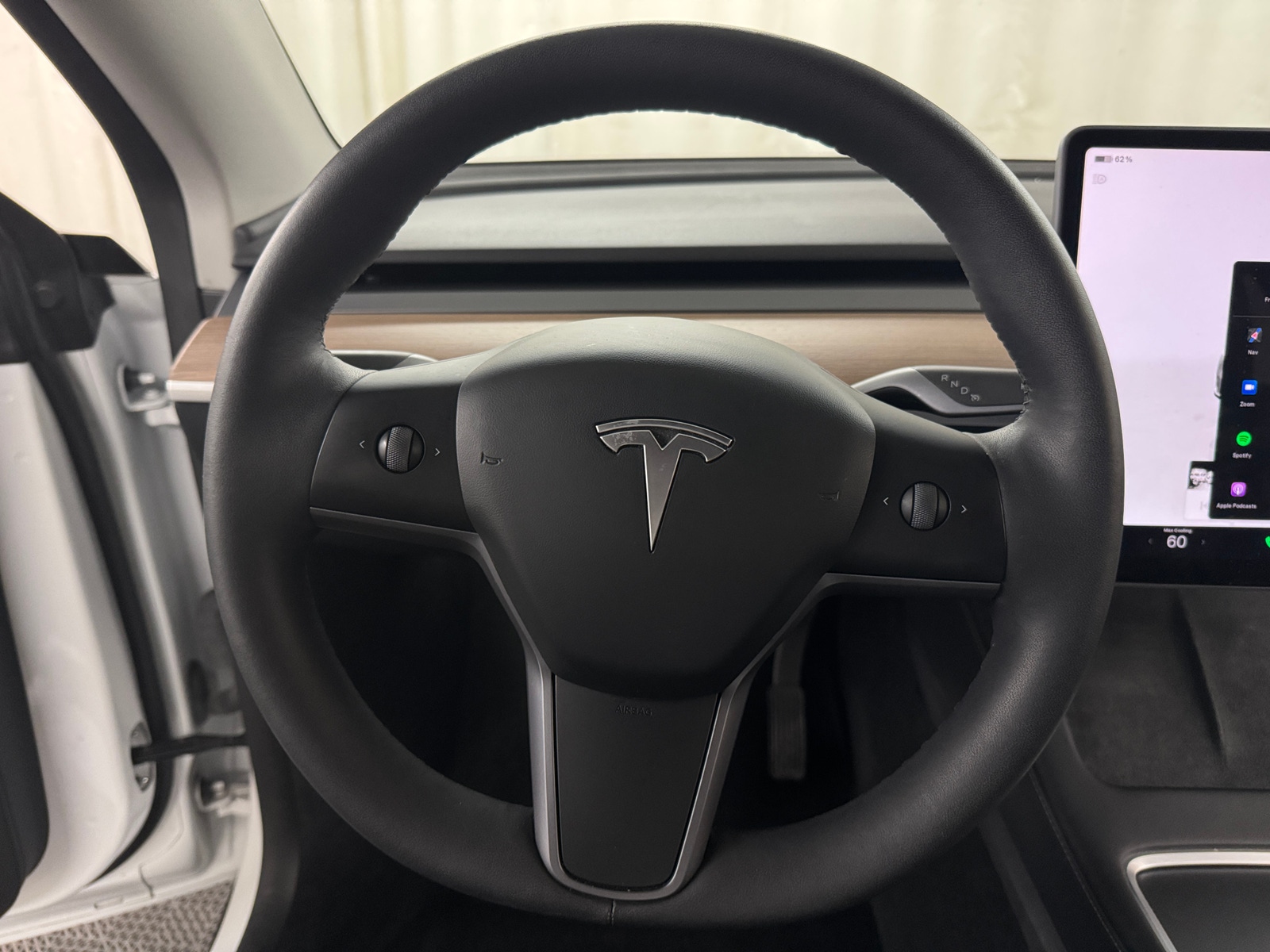 Thumbnail: 2023 Tesla Model Y - 4