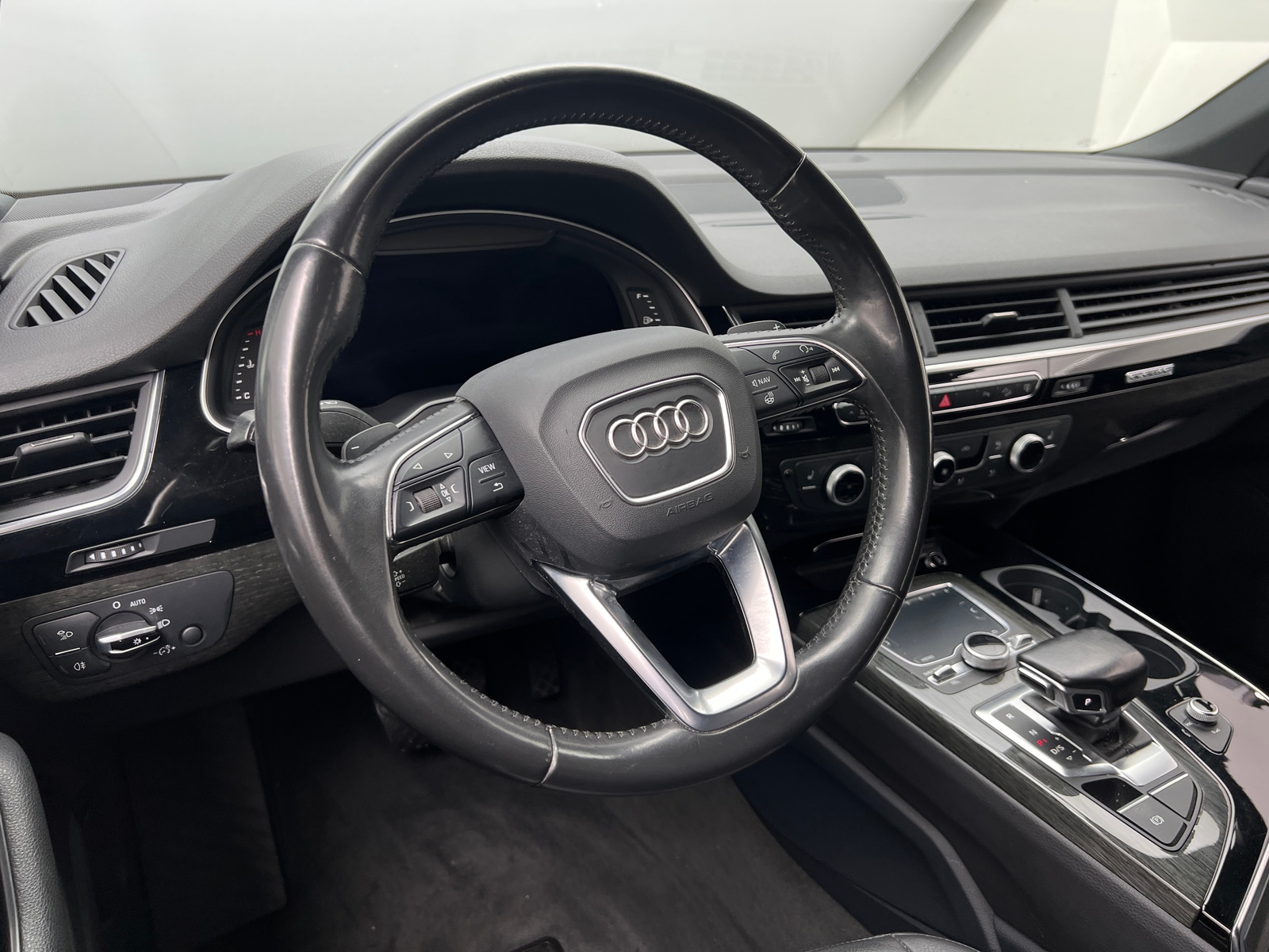 Thumbnail: 2017 Audi Q7 - 4