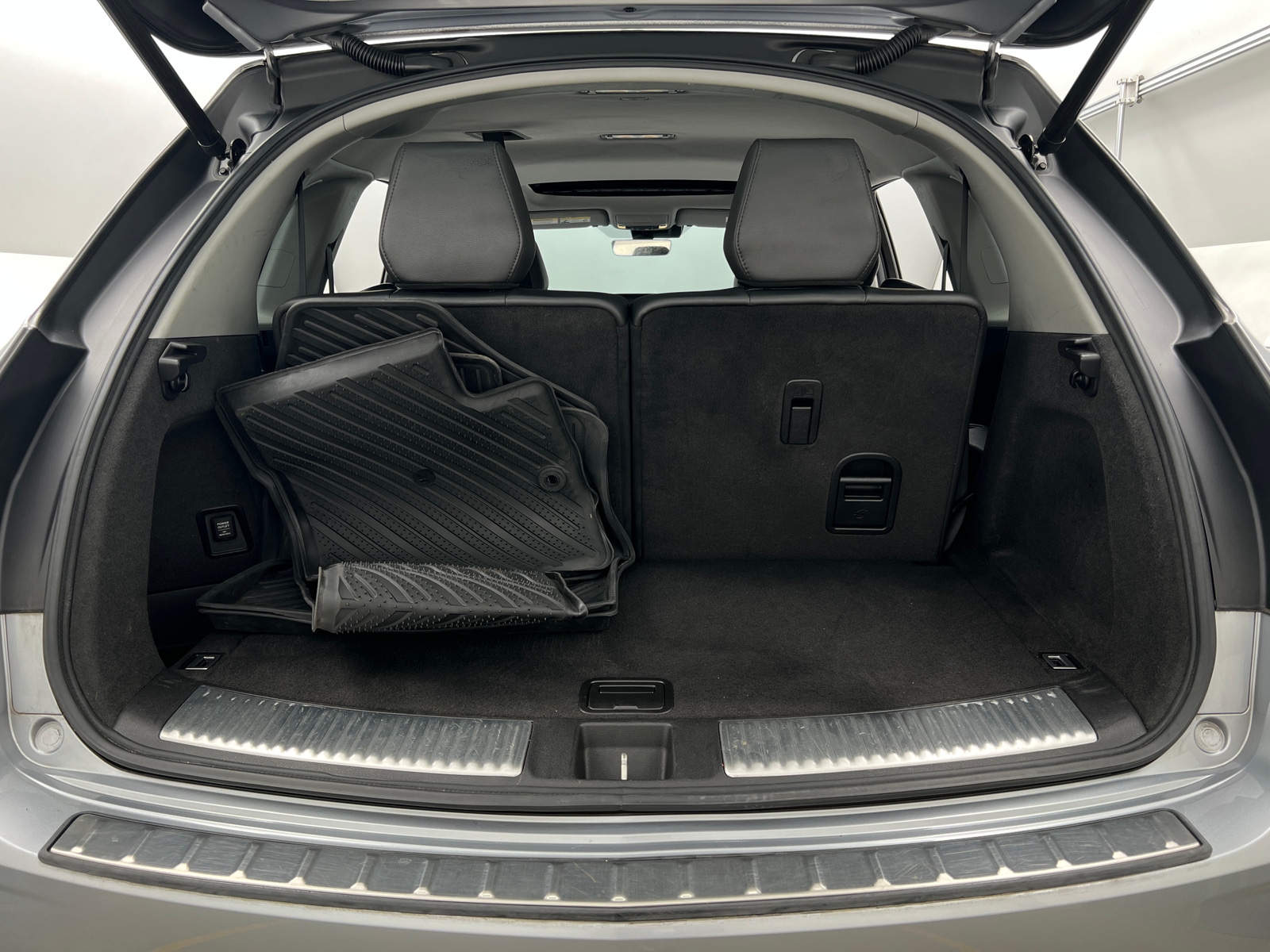 Thumbnail: 2017 Acura MDX - 6