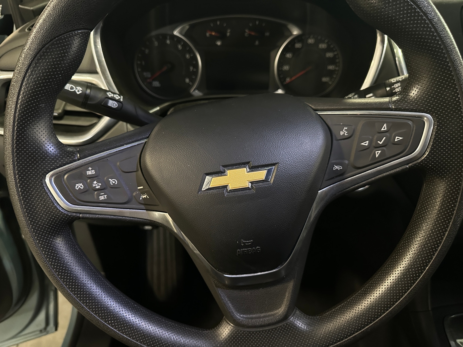 Thumbnail: 2022 Chevrolet Equinox - 5