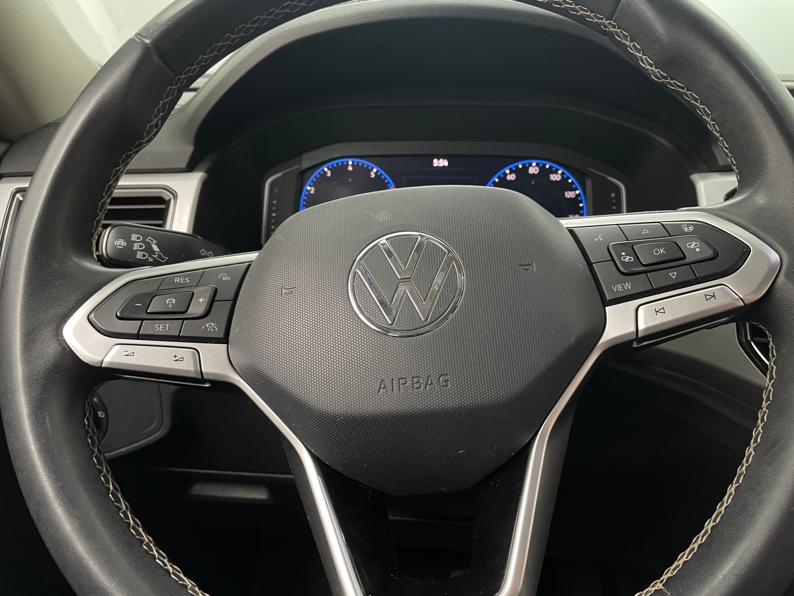 Thumbnail: 2021 Volkswagen Atlas - 4