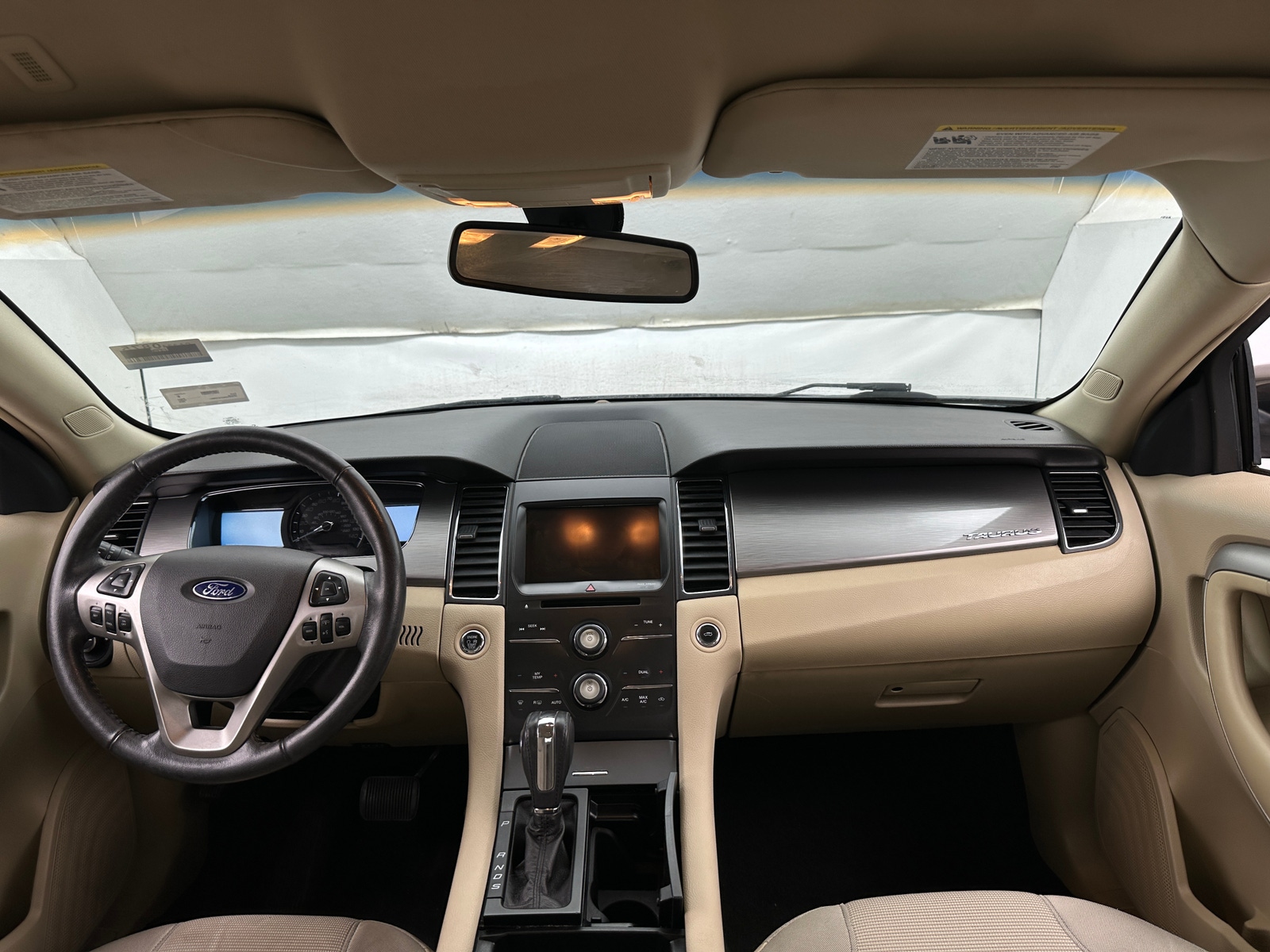 Thumbnail: 2015 Ford Taurus - 3