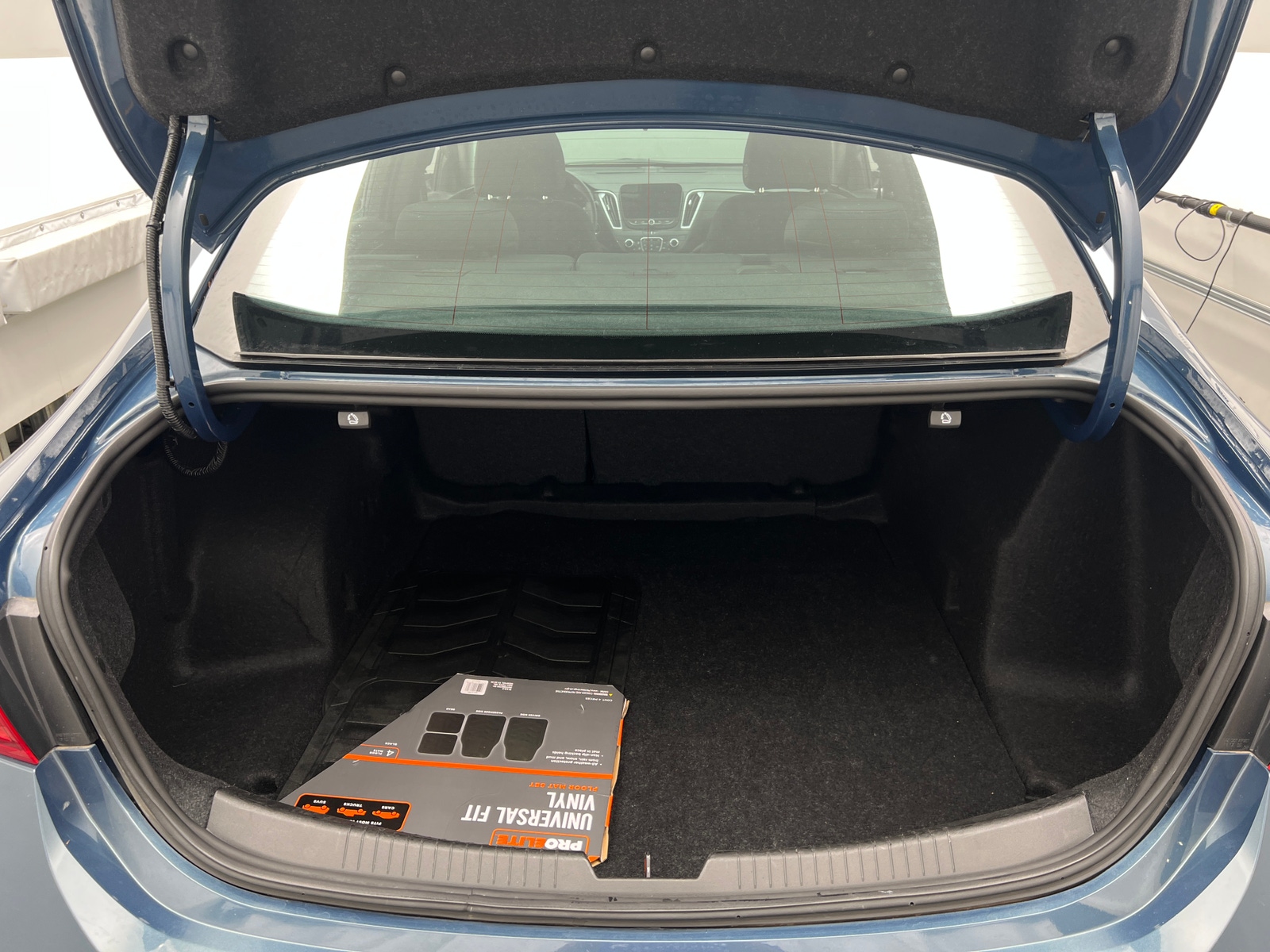 Thumbnail: 2024 Chevrolet Malibu - 7