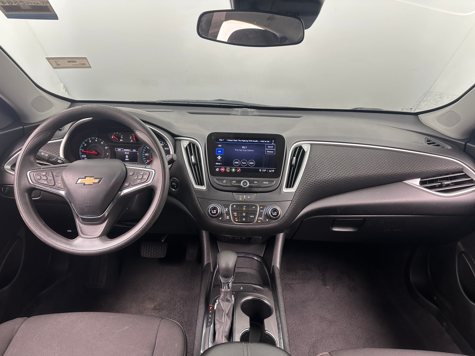 Thumbnail: 2023 Chevrolet Malibu - 3