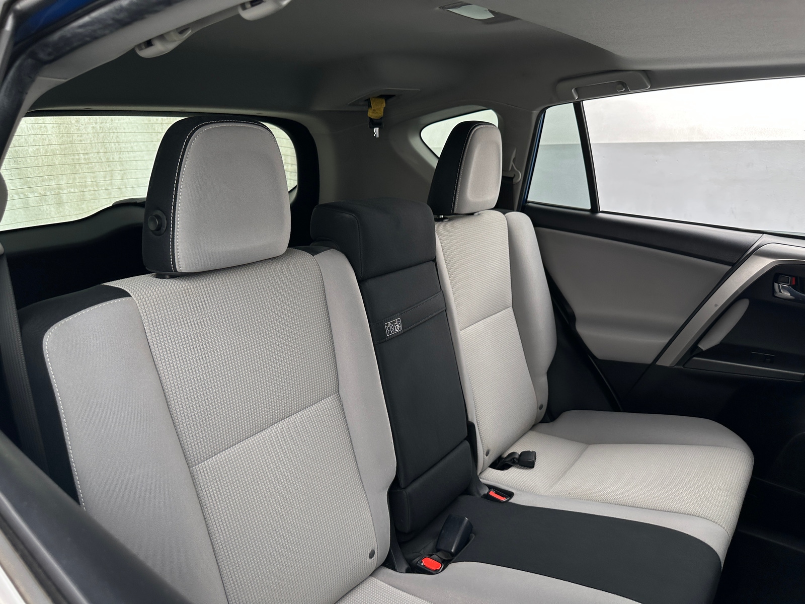 Thumbnail: 2016 Toyota RAV4 - 6