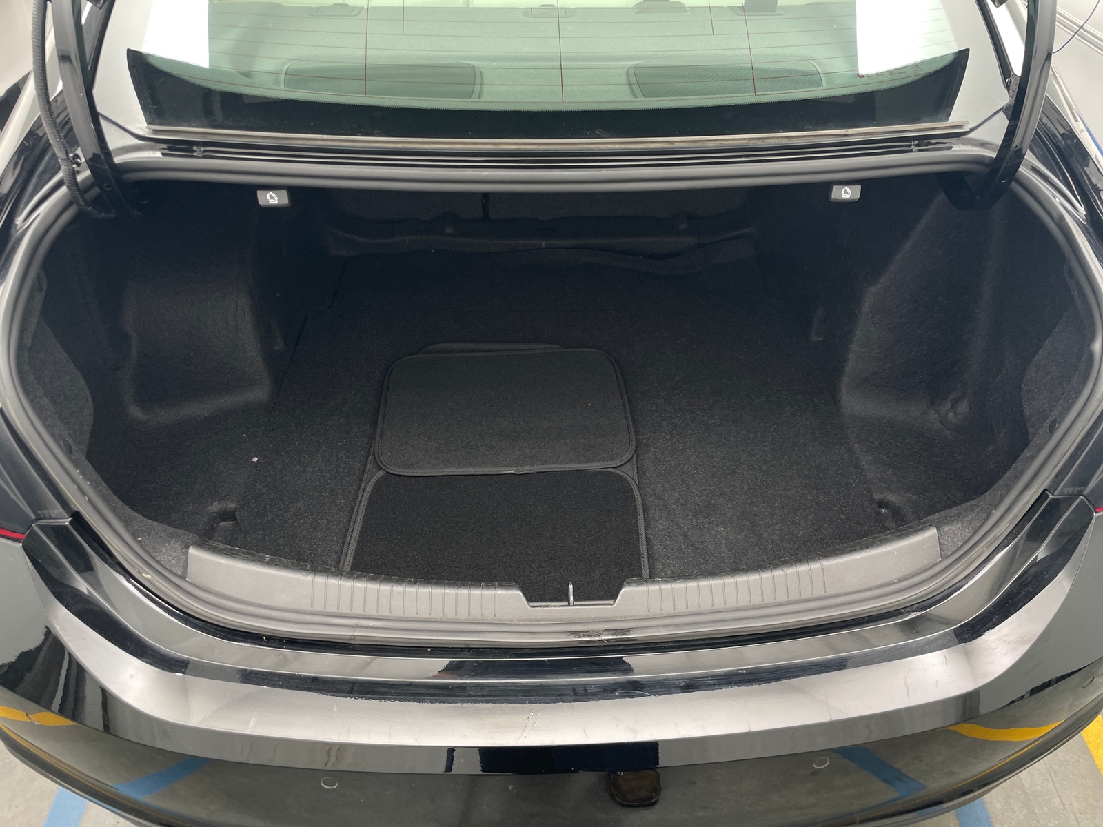 Thumbnail: 2024 Chevrolet Malibu - 6