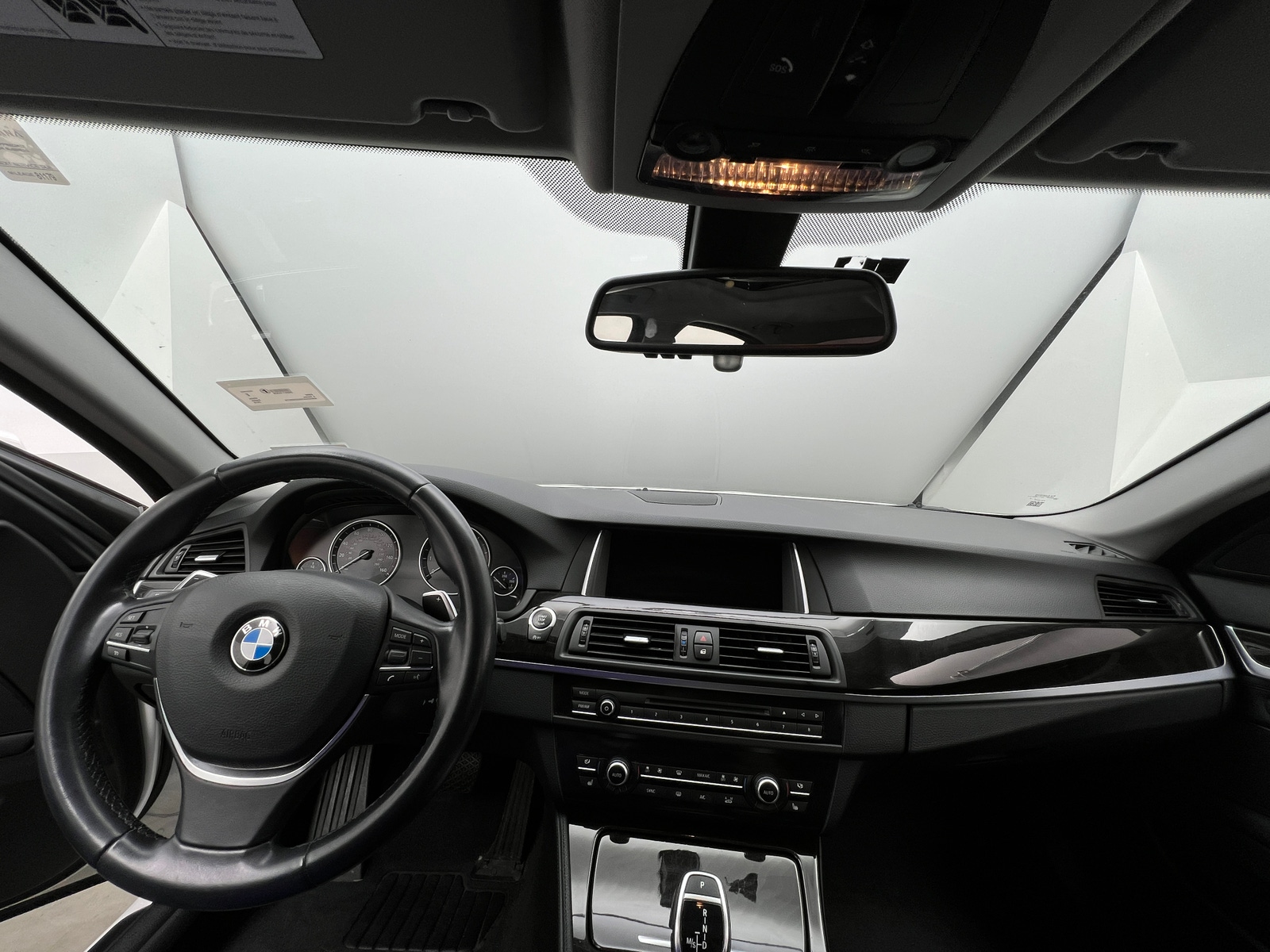 Thumbnail: 2016 BMW 5 Series - 2