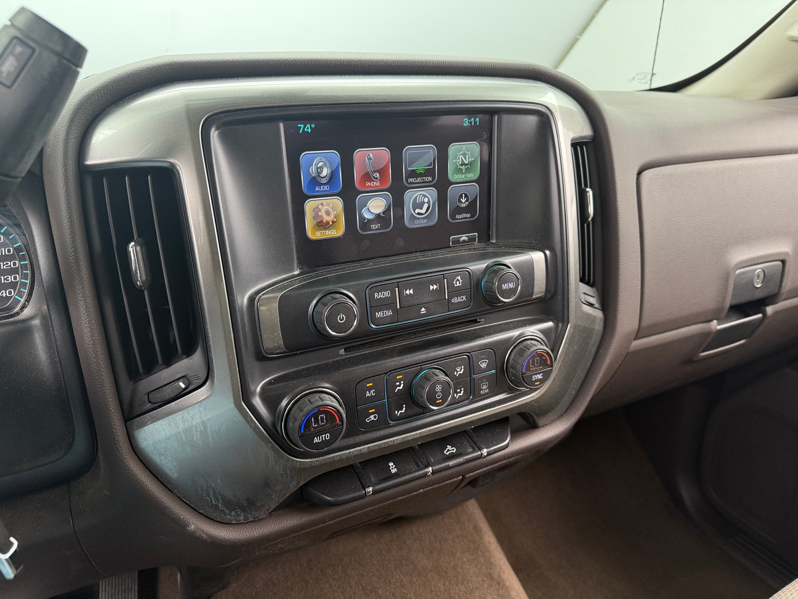 Thumbnail: 2017 Chevrolet Silverado 1500 - 4