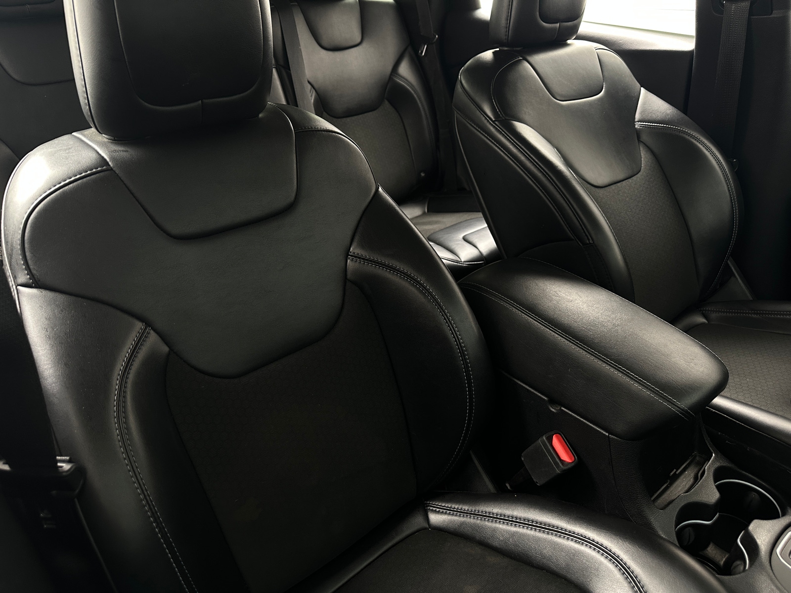 Thumbnail: 2019 Jeep Cherokee - 2