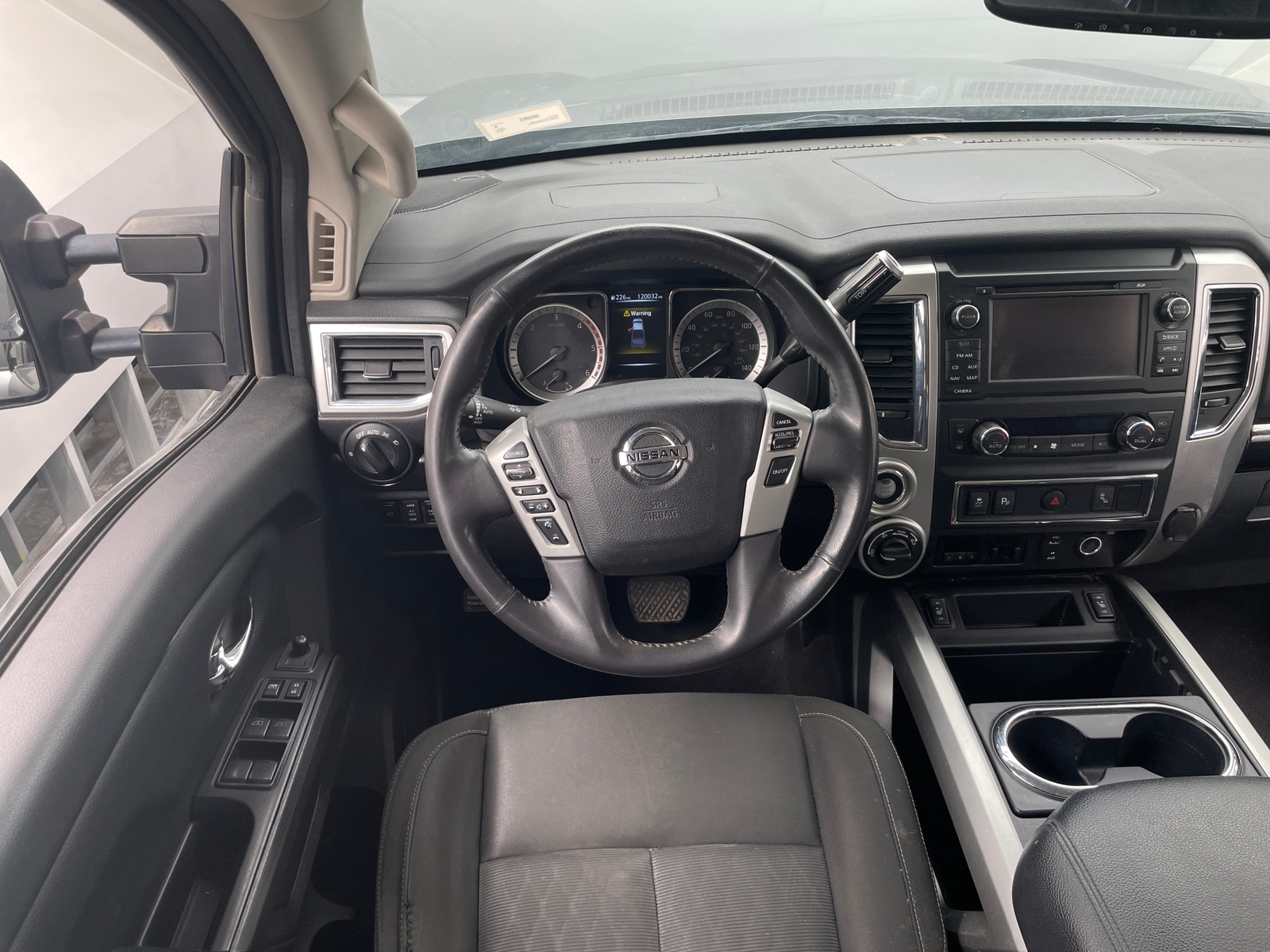 Thumbnail: 2017 Nissan Titan - 5