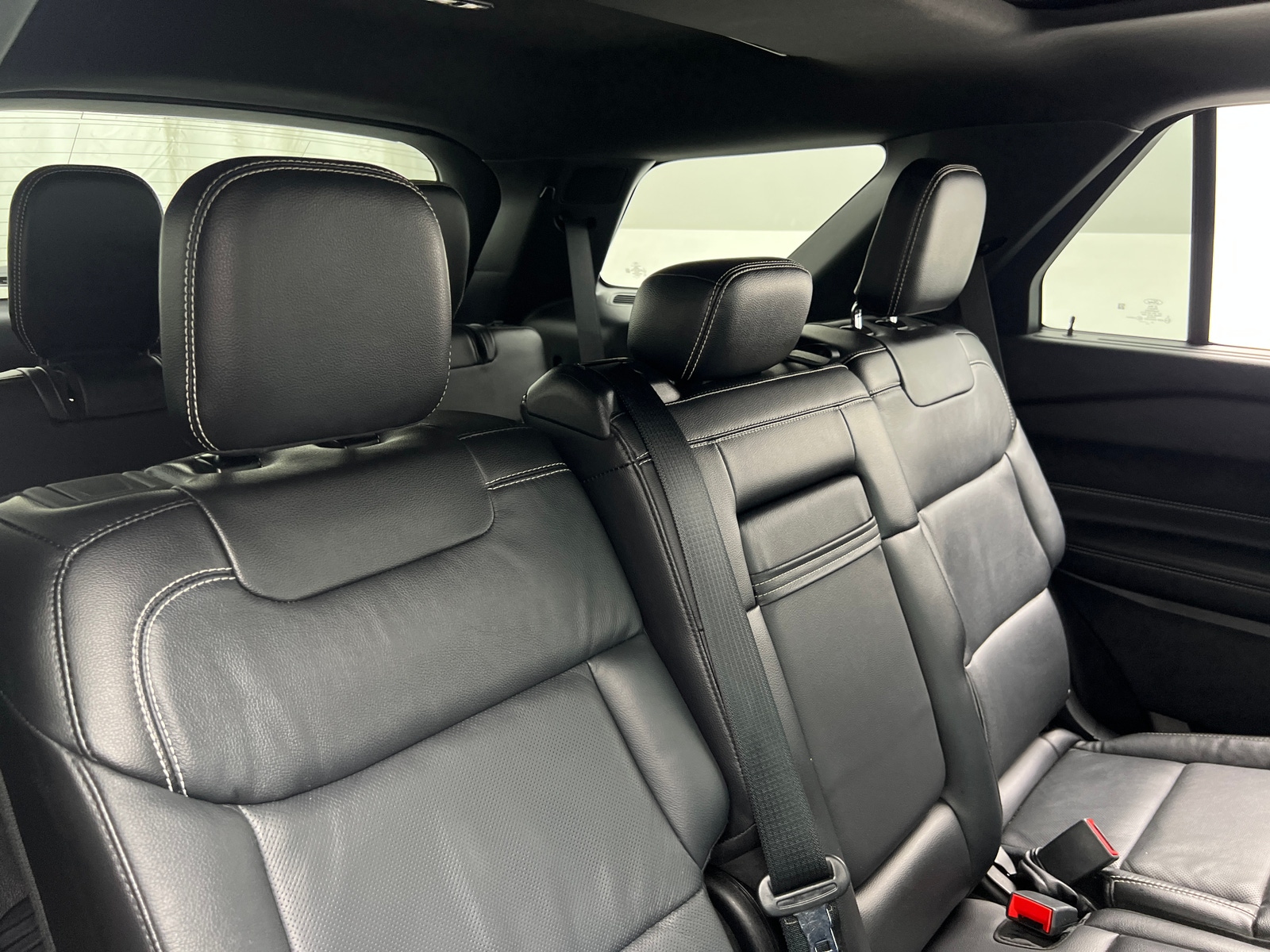 Thumbnail: 2021 Ford Explorer - 5