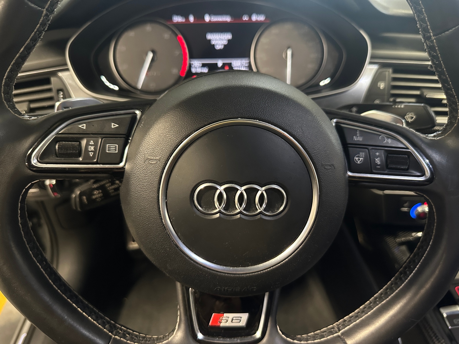 Thumbnail: 2013 Audi S6 - 4