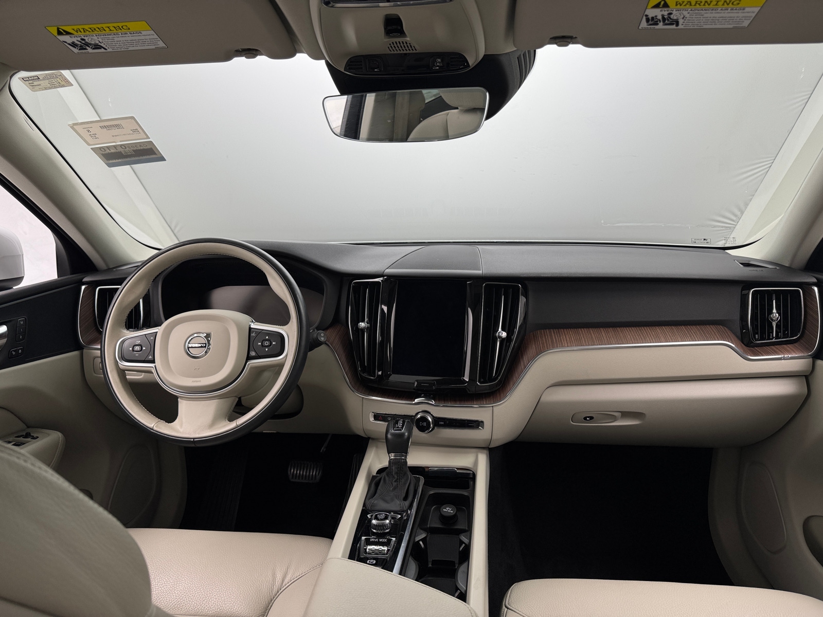 Thumbnail: 2021 Volvo XC60 - 2