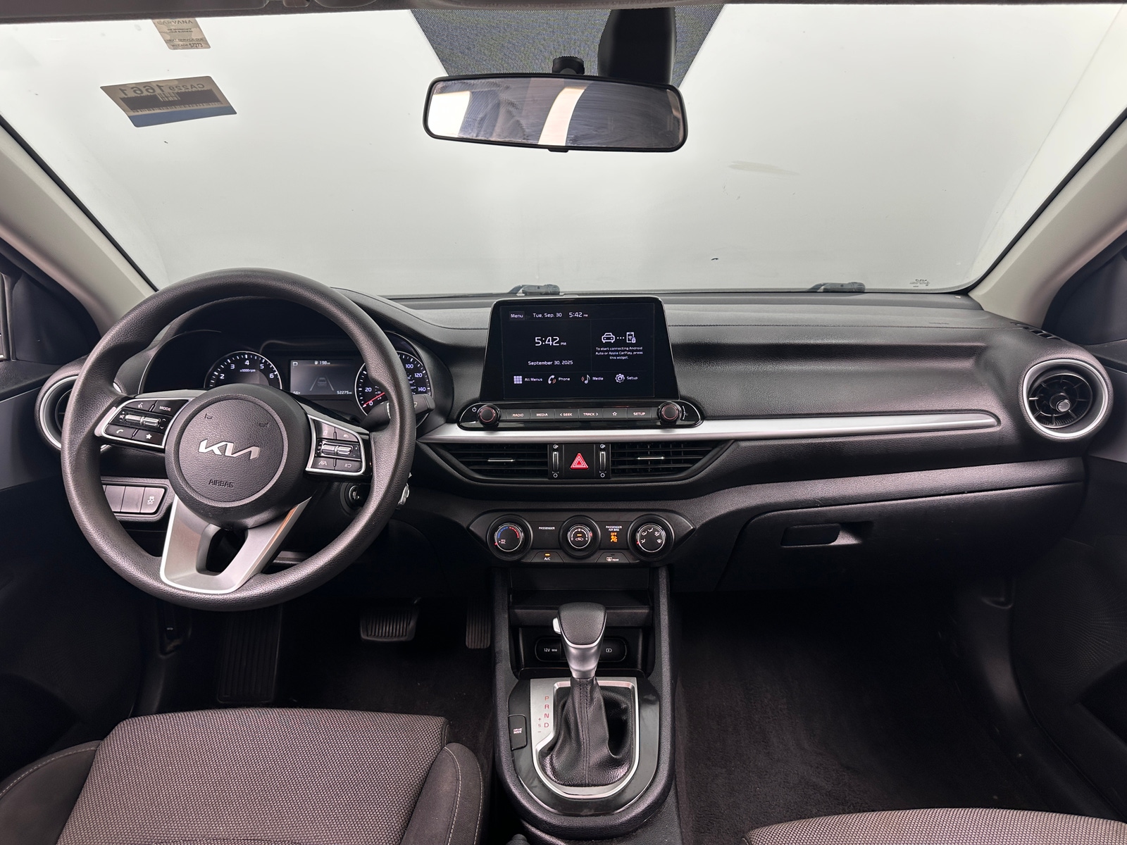 Thumbnail: 2024 Kia Forte - 3