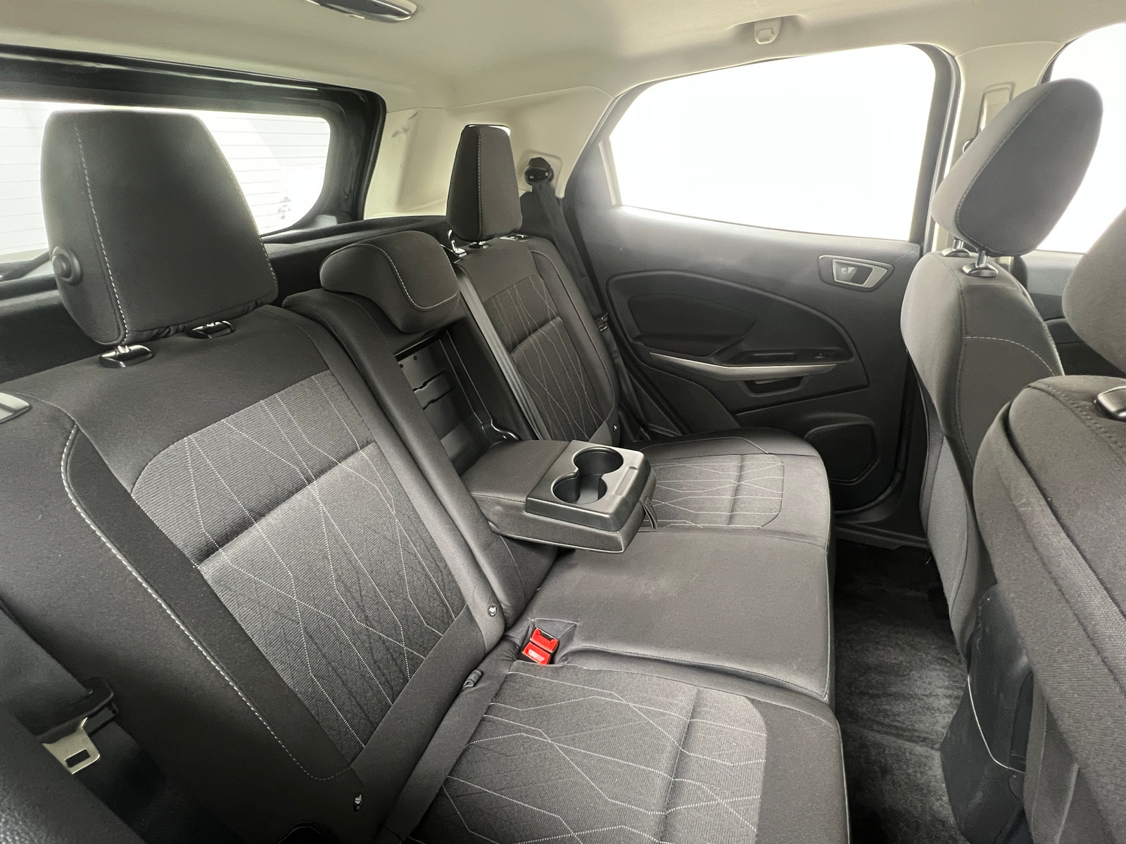 Thumbnail: 2021 Ford EcoSport - 6