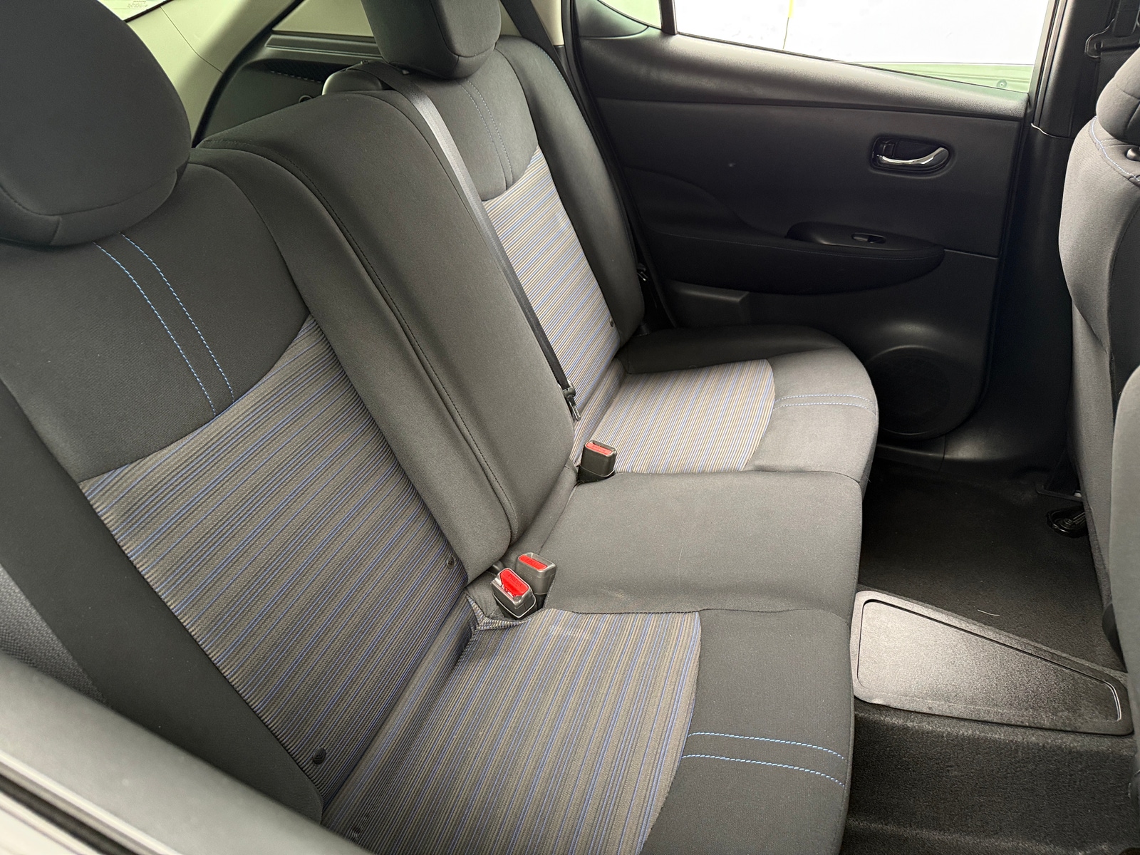 Thumbnail: 2019 Nissan Leaf - 6