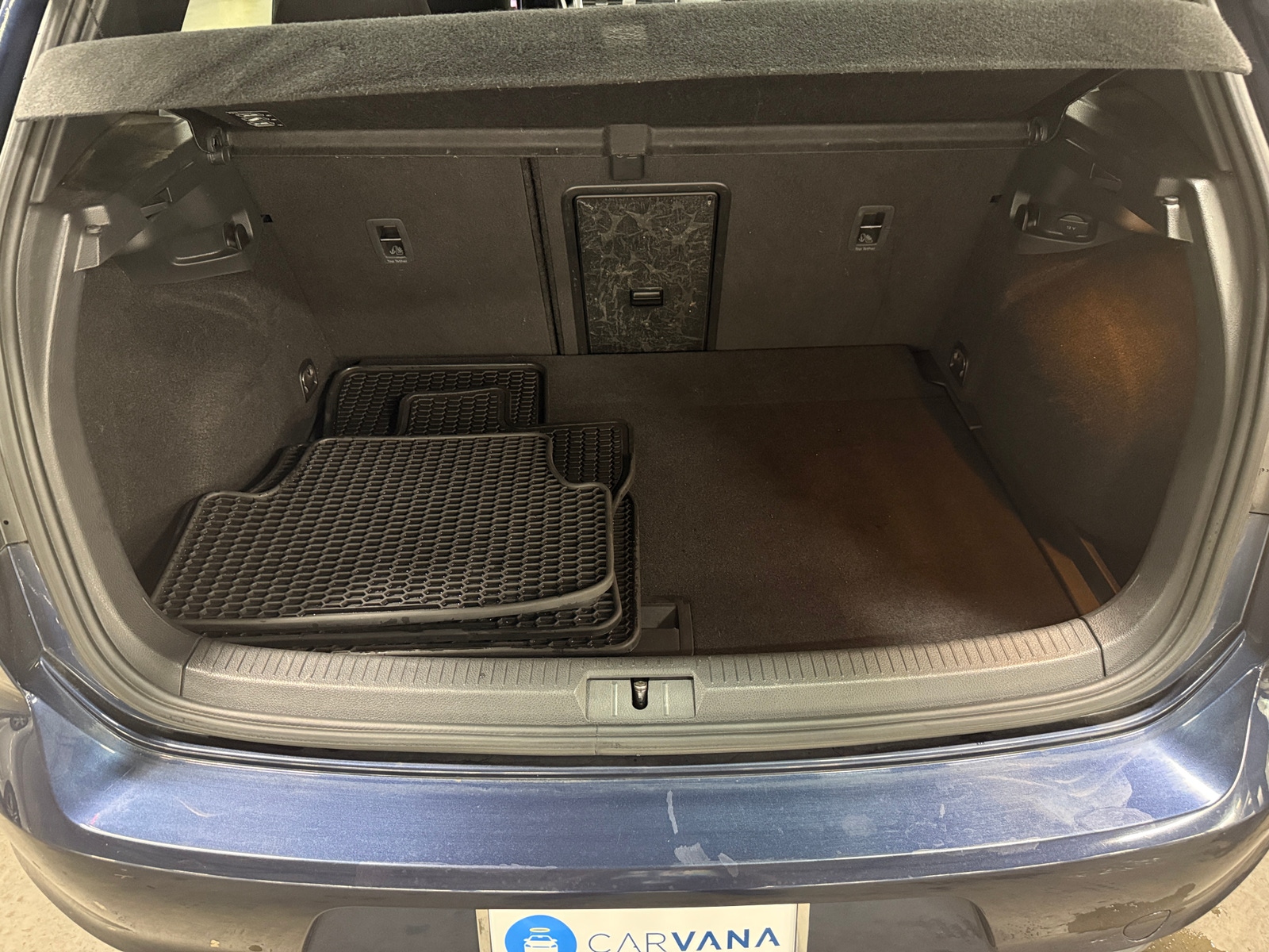 Thumbnail: 2016 Volkswagen Golf - 7