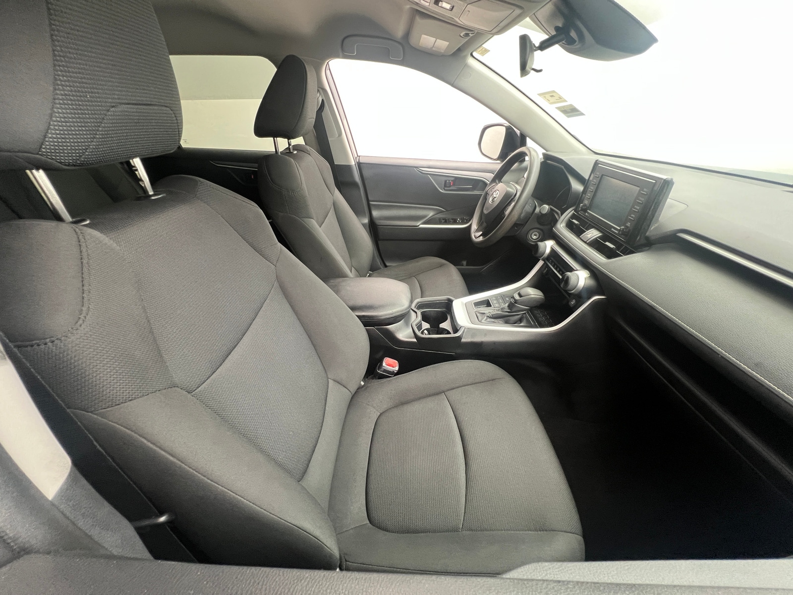 Thumbnail: 2020 Toyota RAV4 - 2