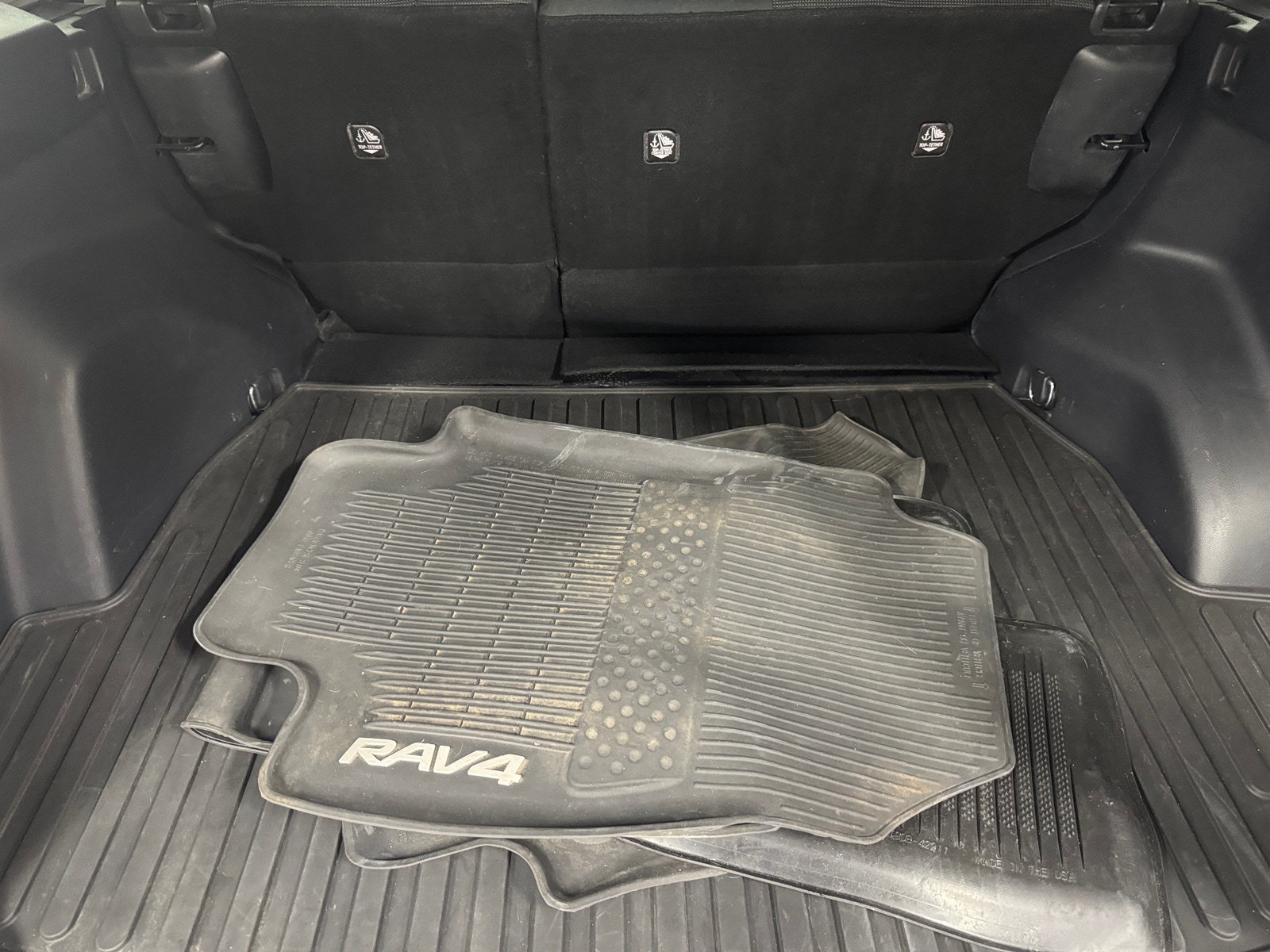 Thumbnail: 2020 Toyota RAV4 - 7