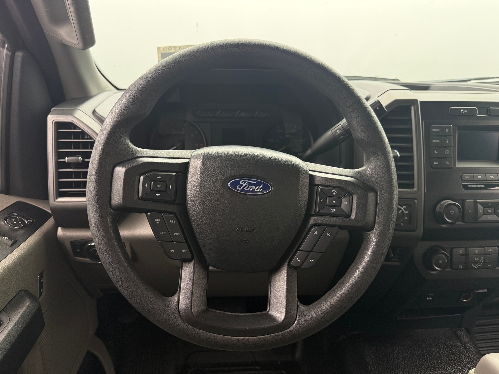 Thumbnail: 2022 Ford Econoline - 5