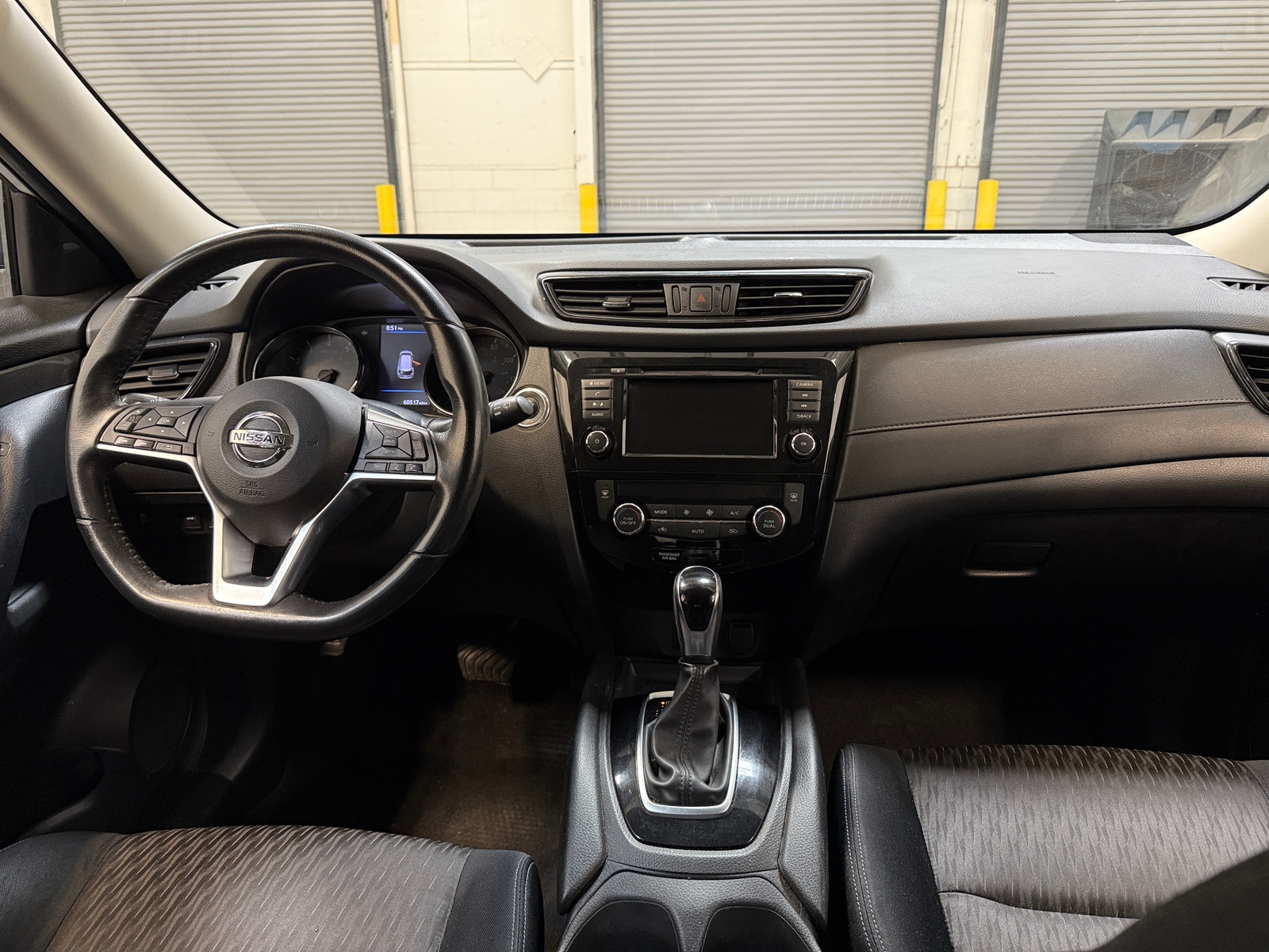 Thumbnail: 2018 Nissan Rogue - 3