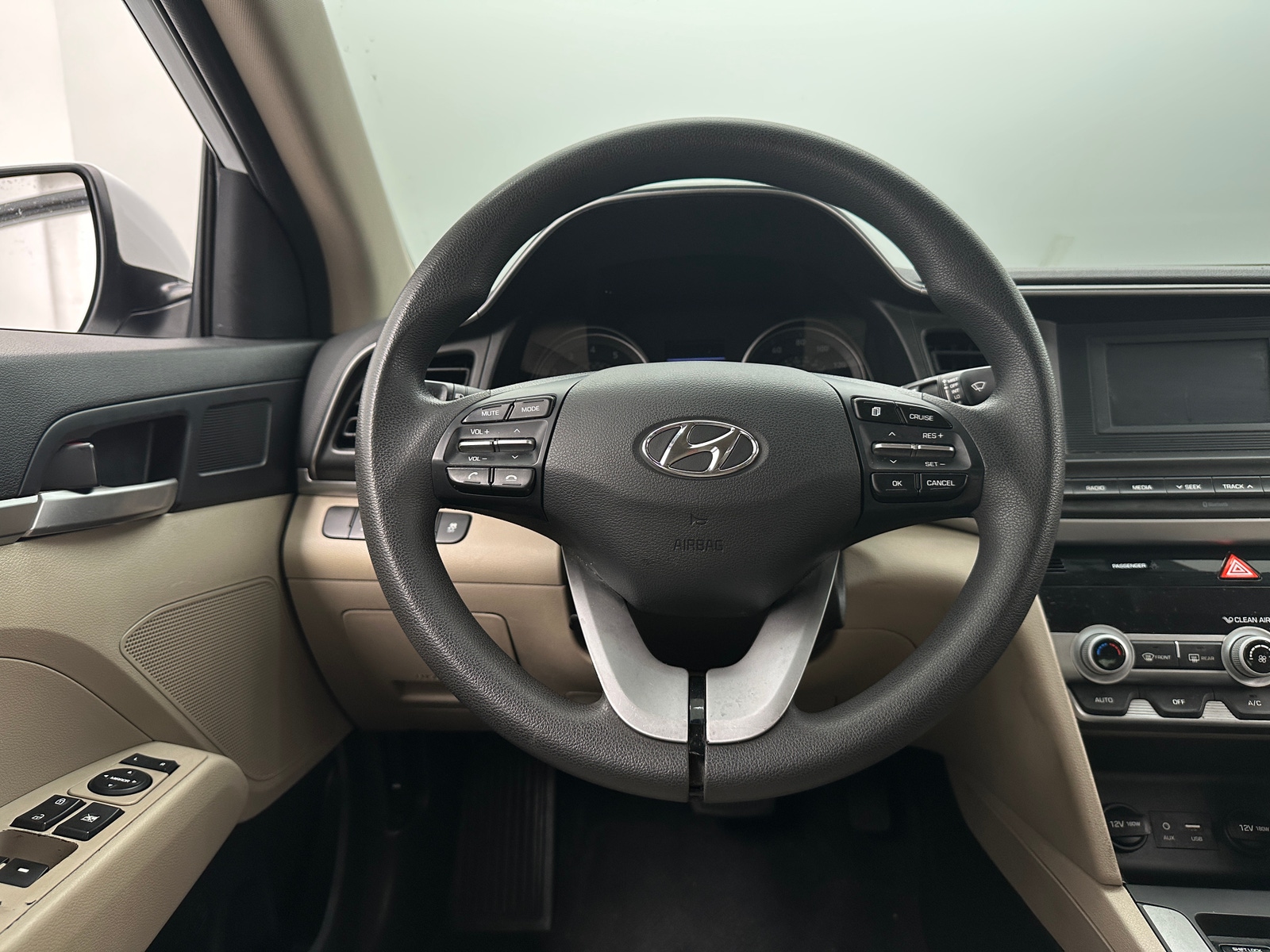 Thumbnail: 2020 Hyundai Elantra - 5