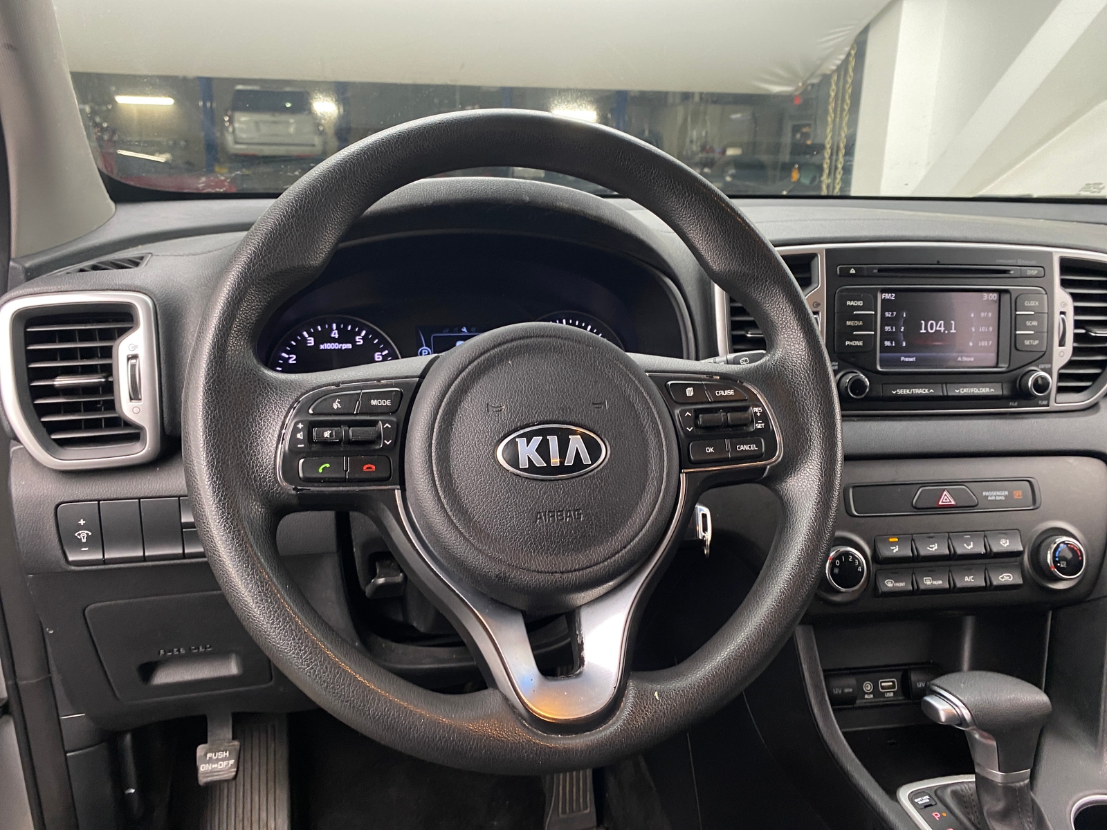 Thumbnail: 2017 Kia Sportage - 5